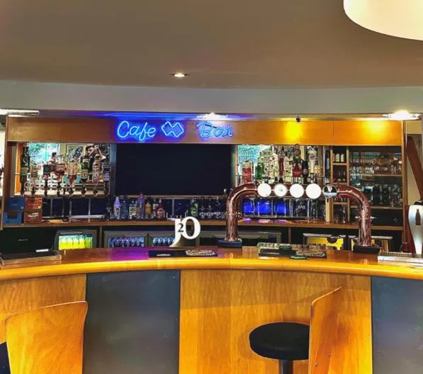 Lounge or bar in Diamond Lodge