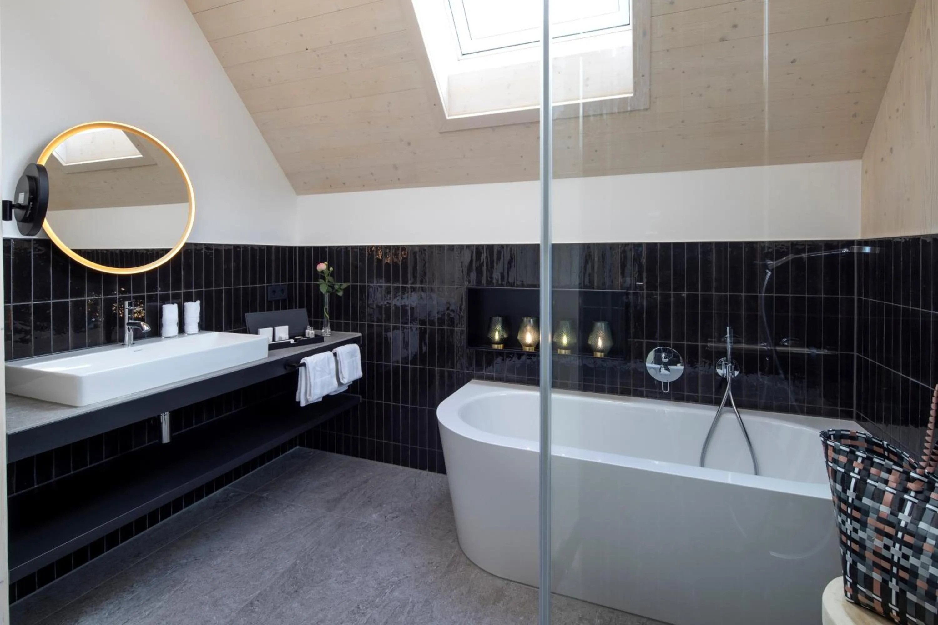 Shower in Wellness & Genuss Resort - Engel Obertal