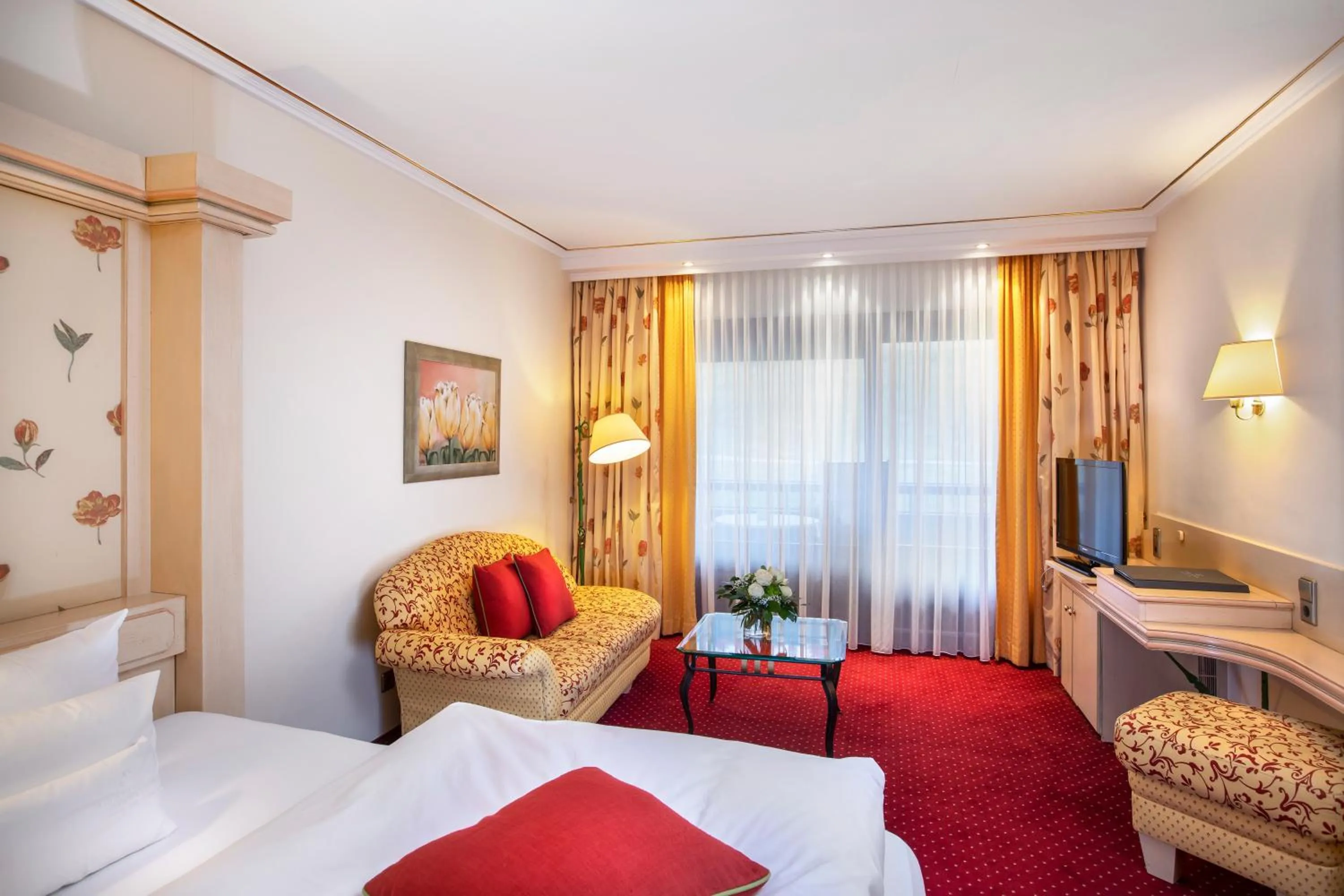 Photo of the whole room, Bed in Wellness & Genuss Resort - Engel Obertal