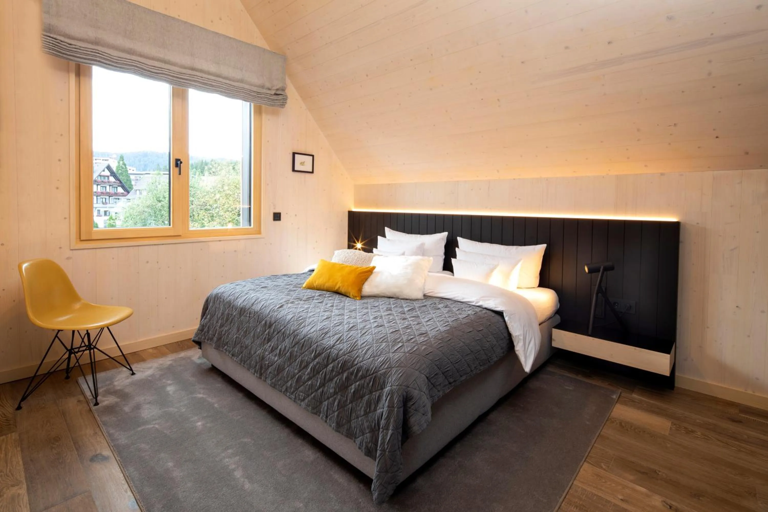 Bedroom, Bed in Wellness & Genuss Resort - Engel Obertal