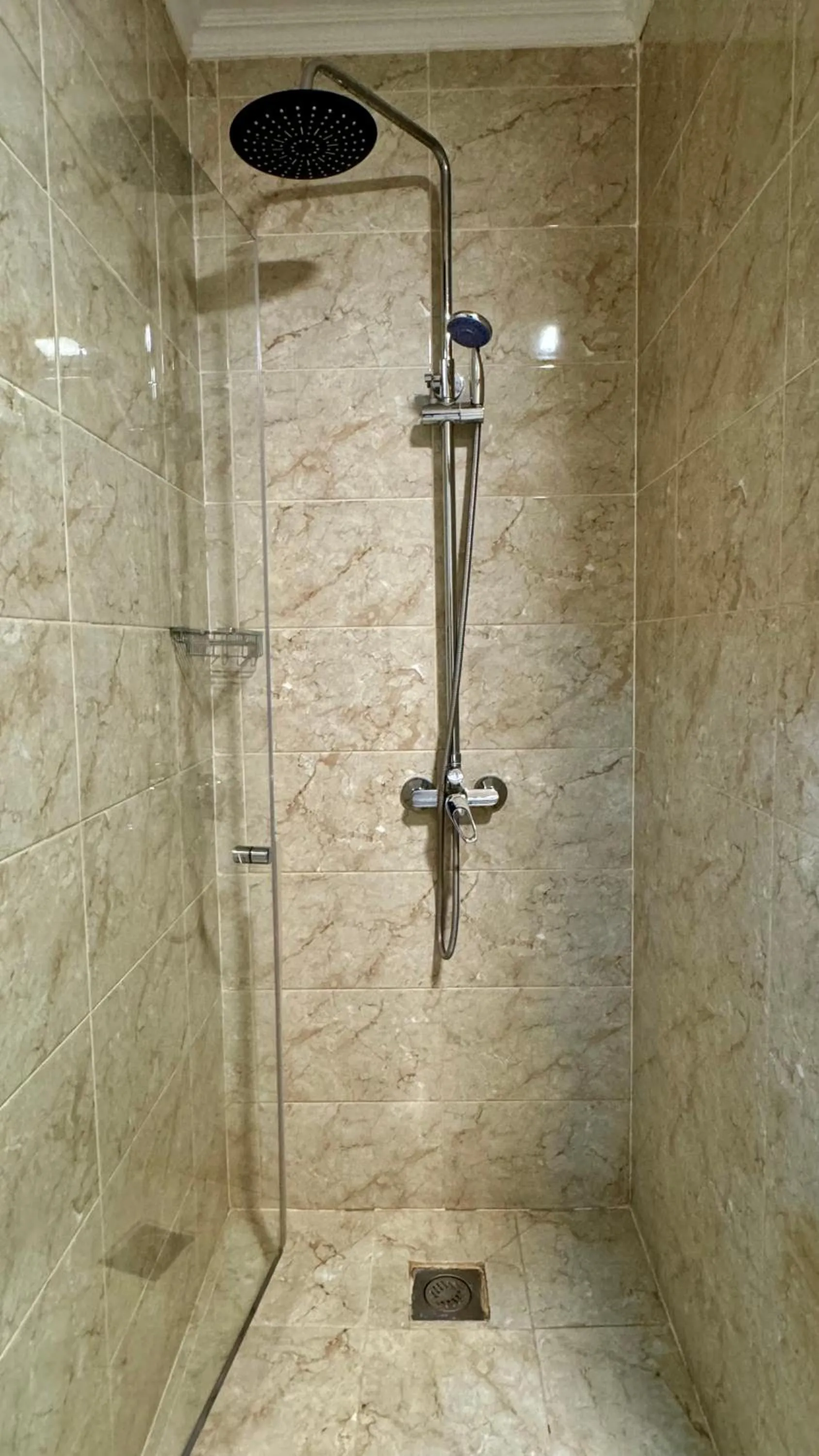 Shower in Grand Hotel Eurasia