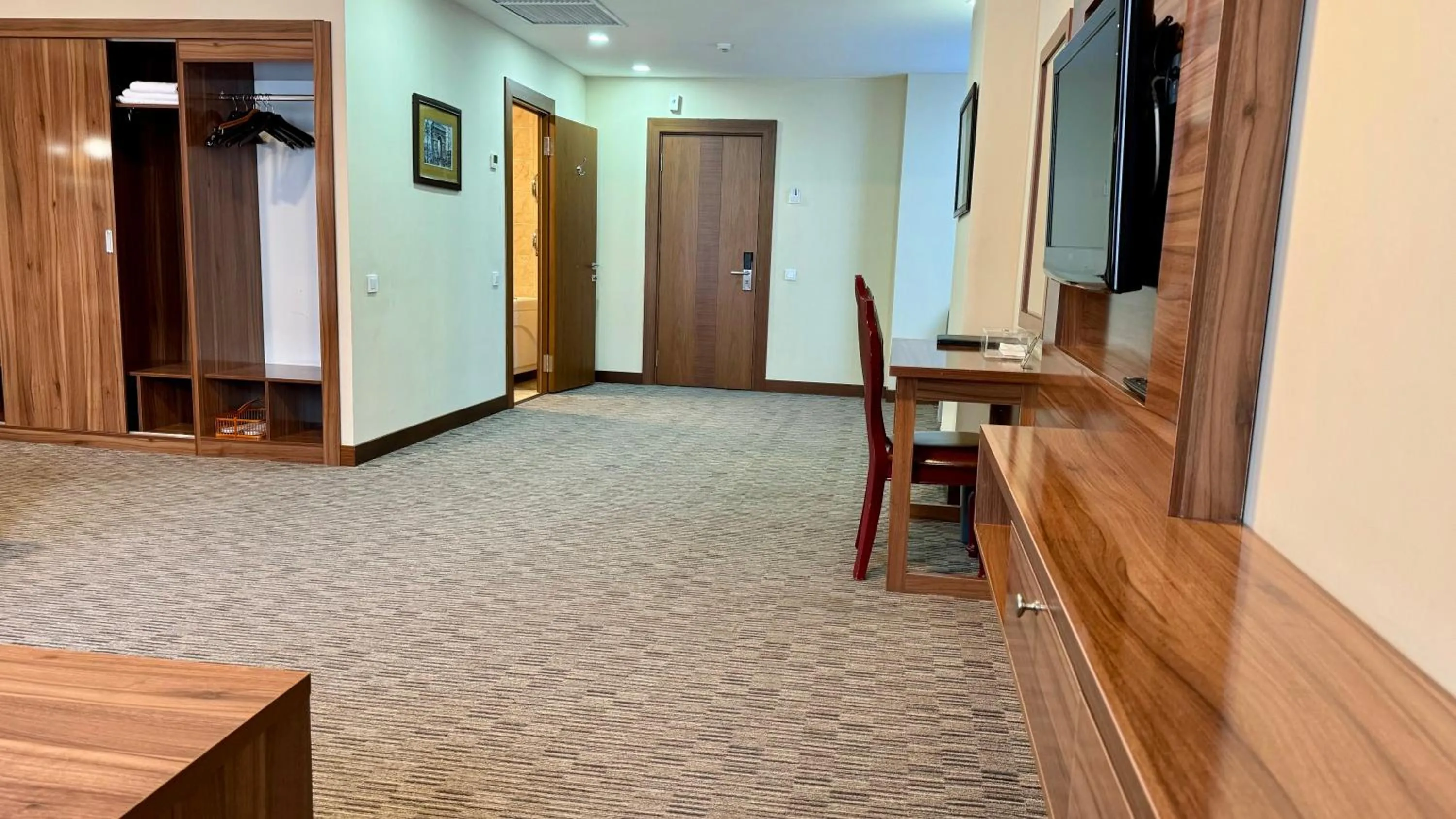 TV and multimedia in Grand Hotel Eurasia