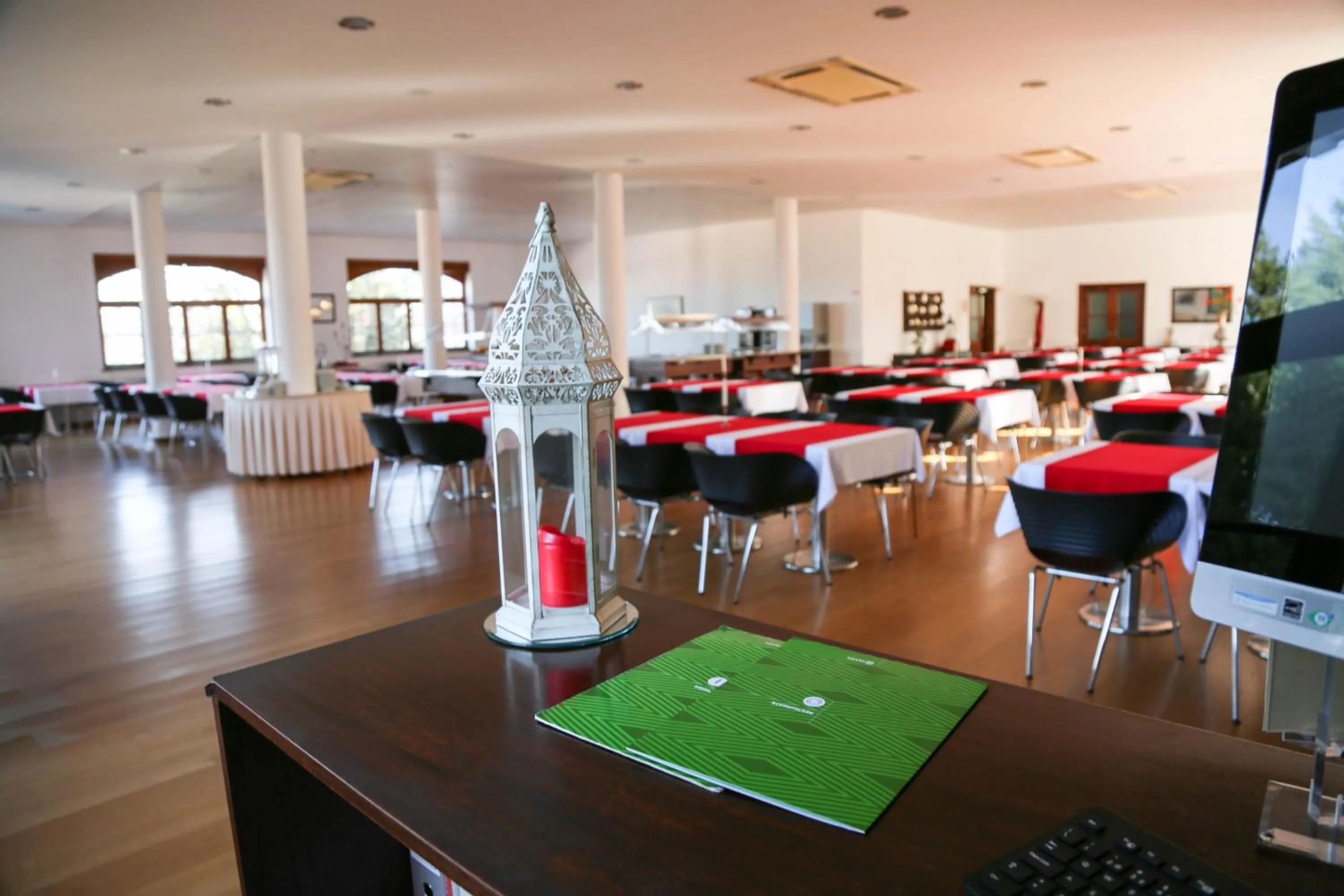 Restaurant/places to eat in INATEL Luso