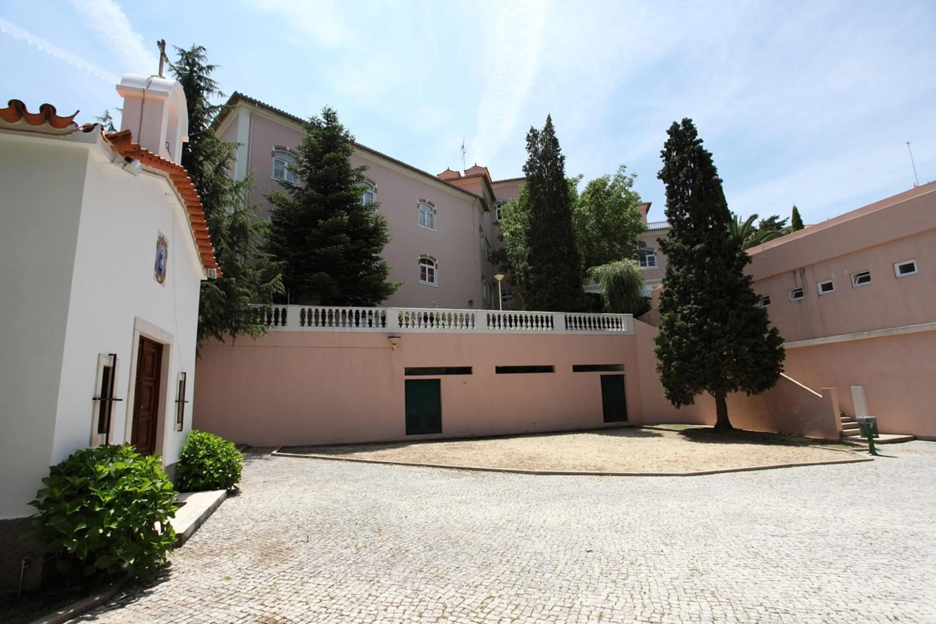 Property building in INATEL Luso