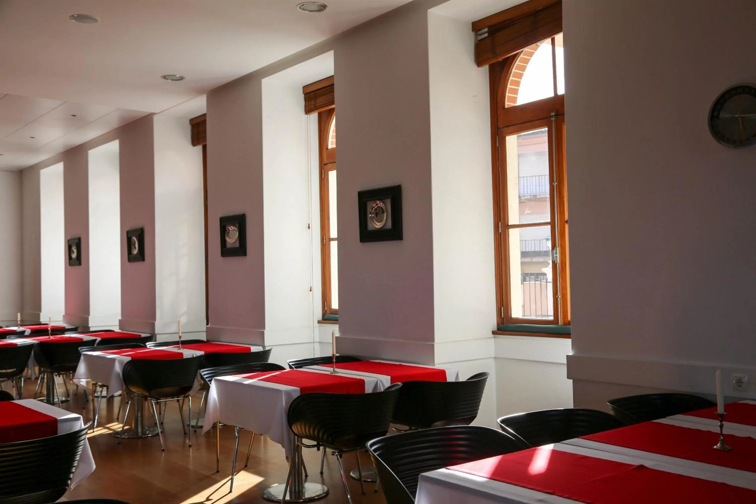 Restaurant/places to eat in INATEL Luso