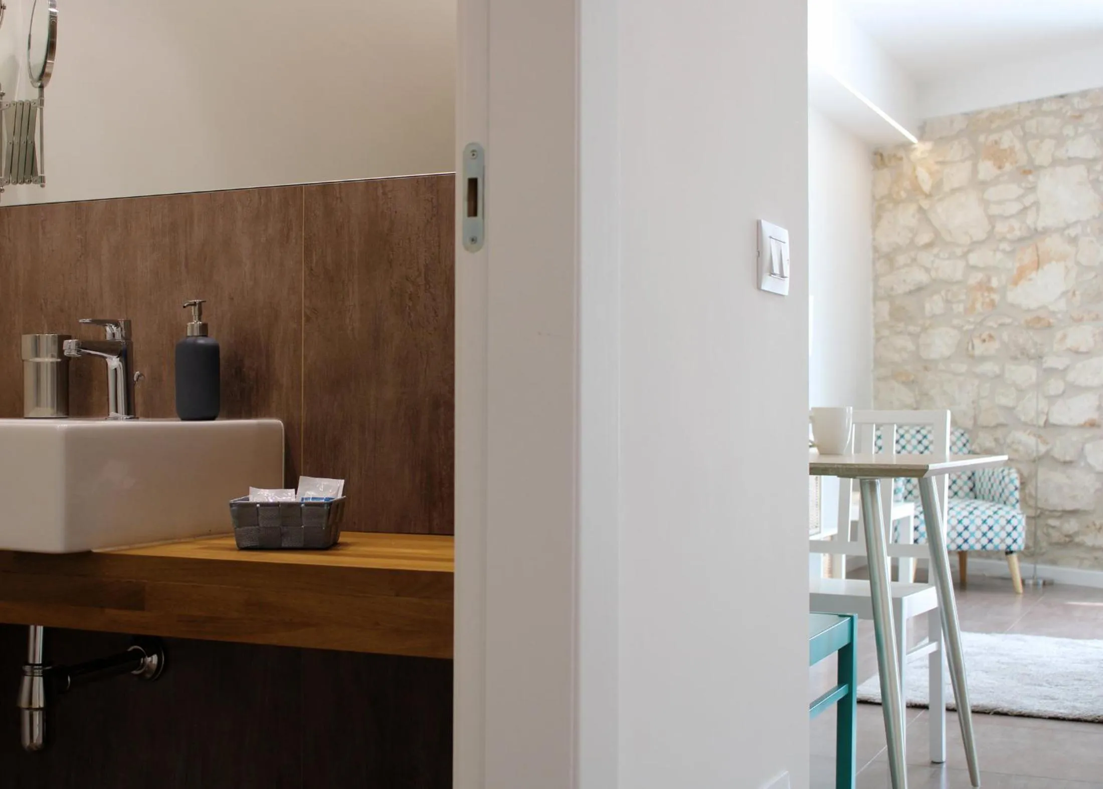 Photo of the whole room in Archinuè