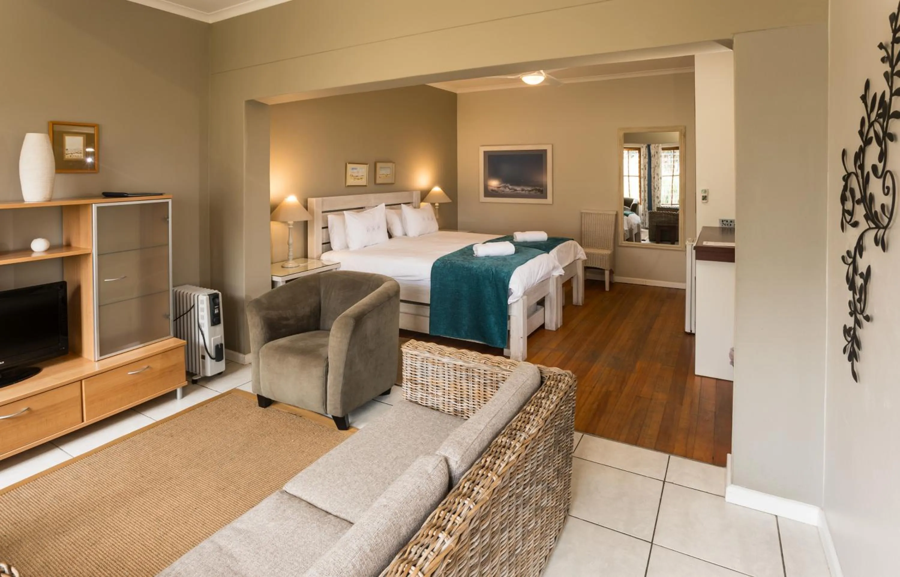 Living room, Bed in Cornerstone Guesthouse