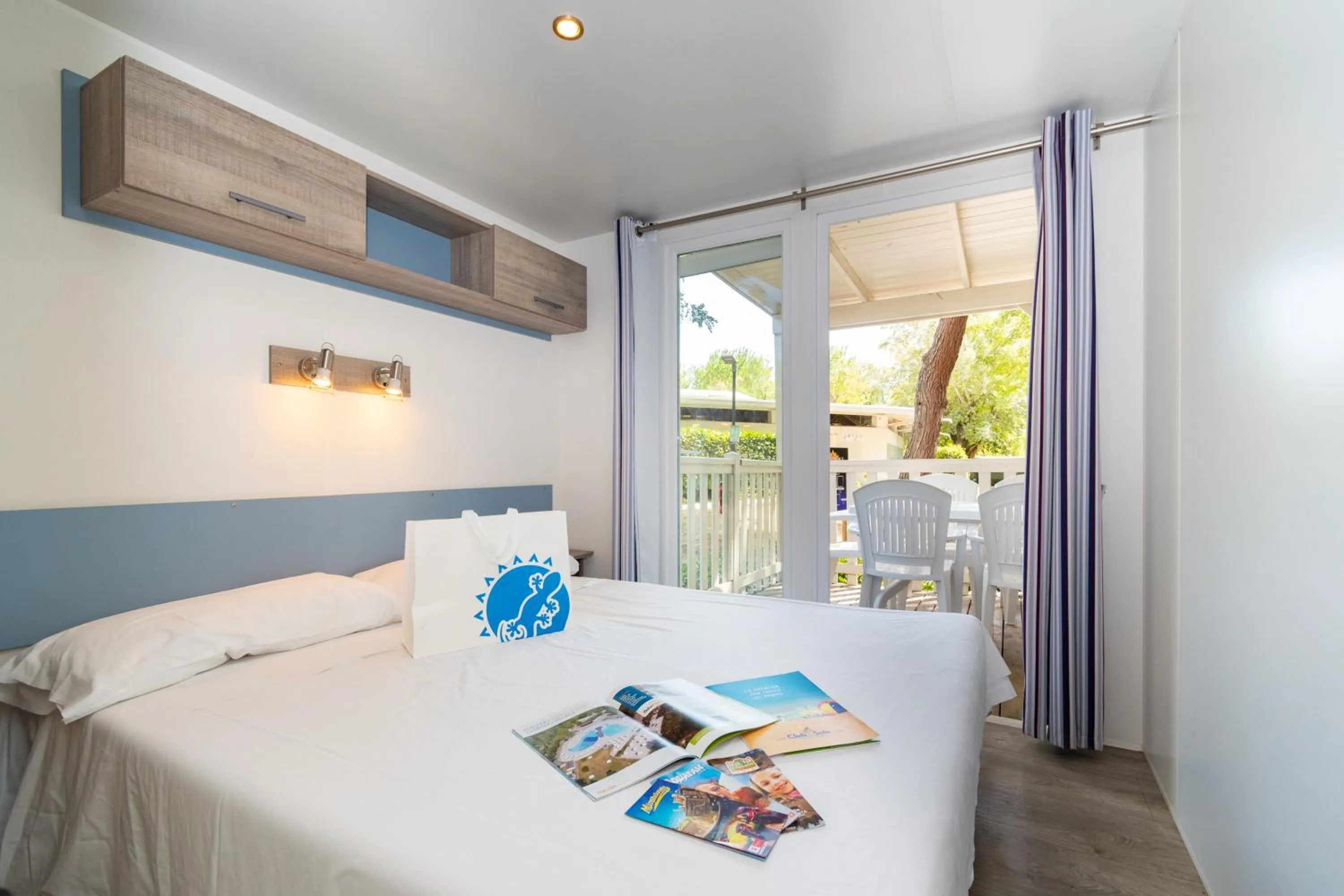 Bed in Club del Sole Adriano Family Camping Village