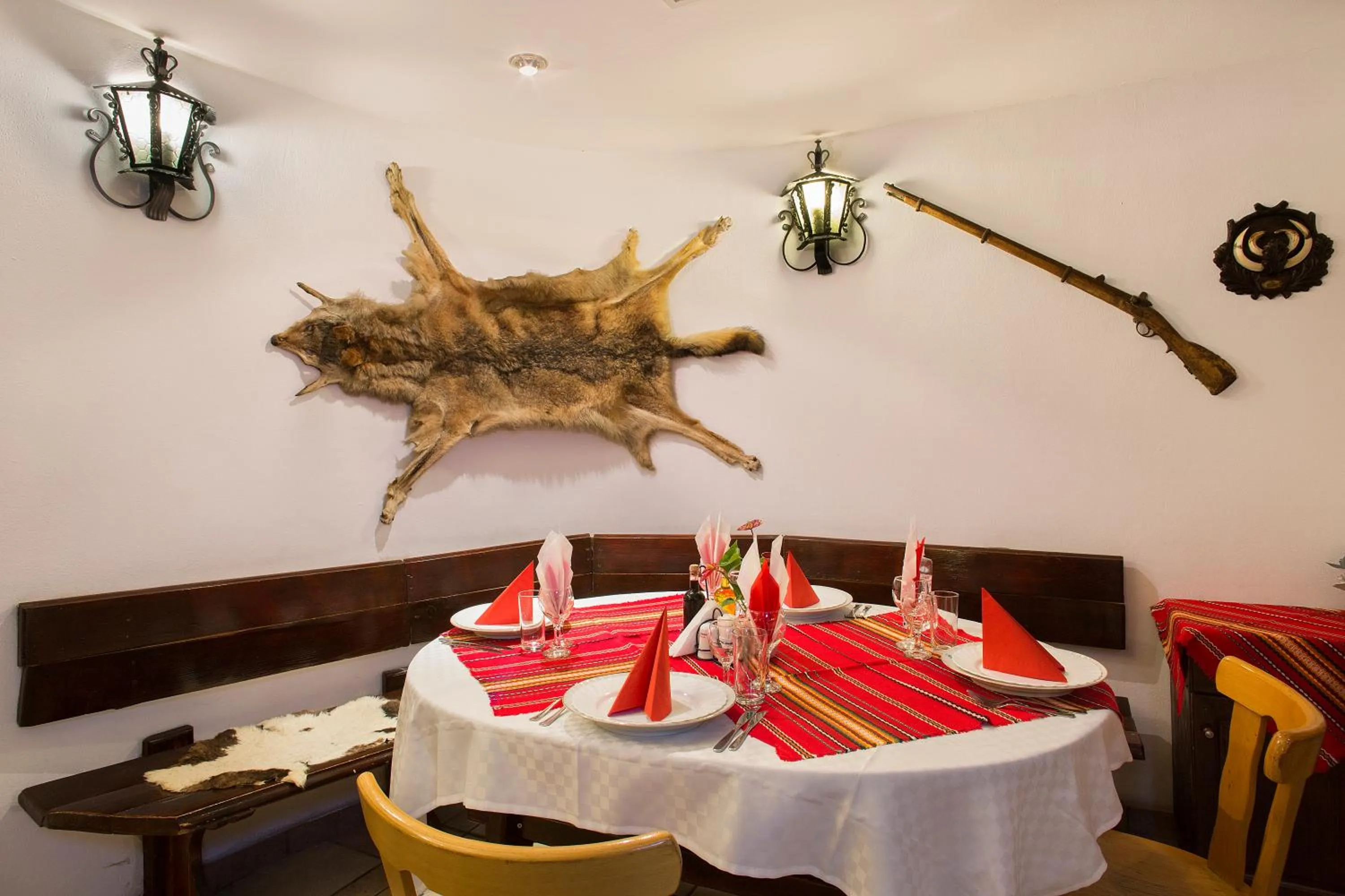 Restaurant/places to eat in Victoria Hotel Borovets - Free Parking