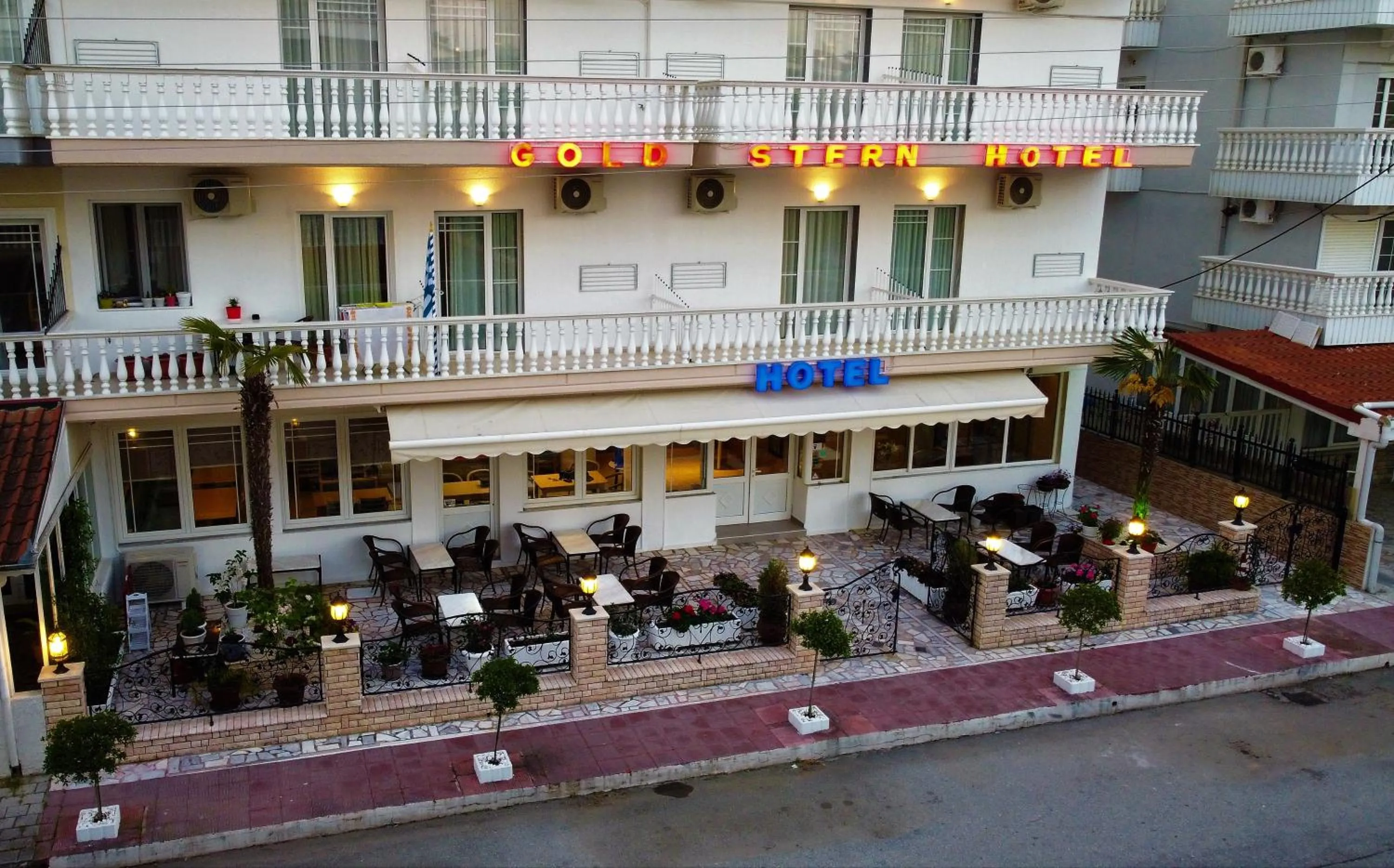 Property logo or sign in Gold Stern