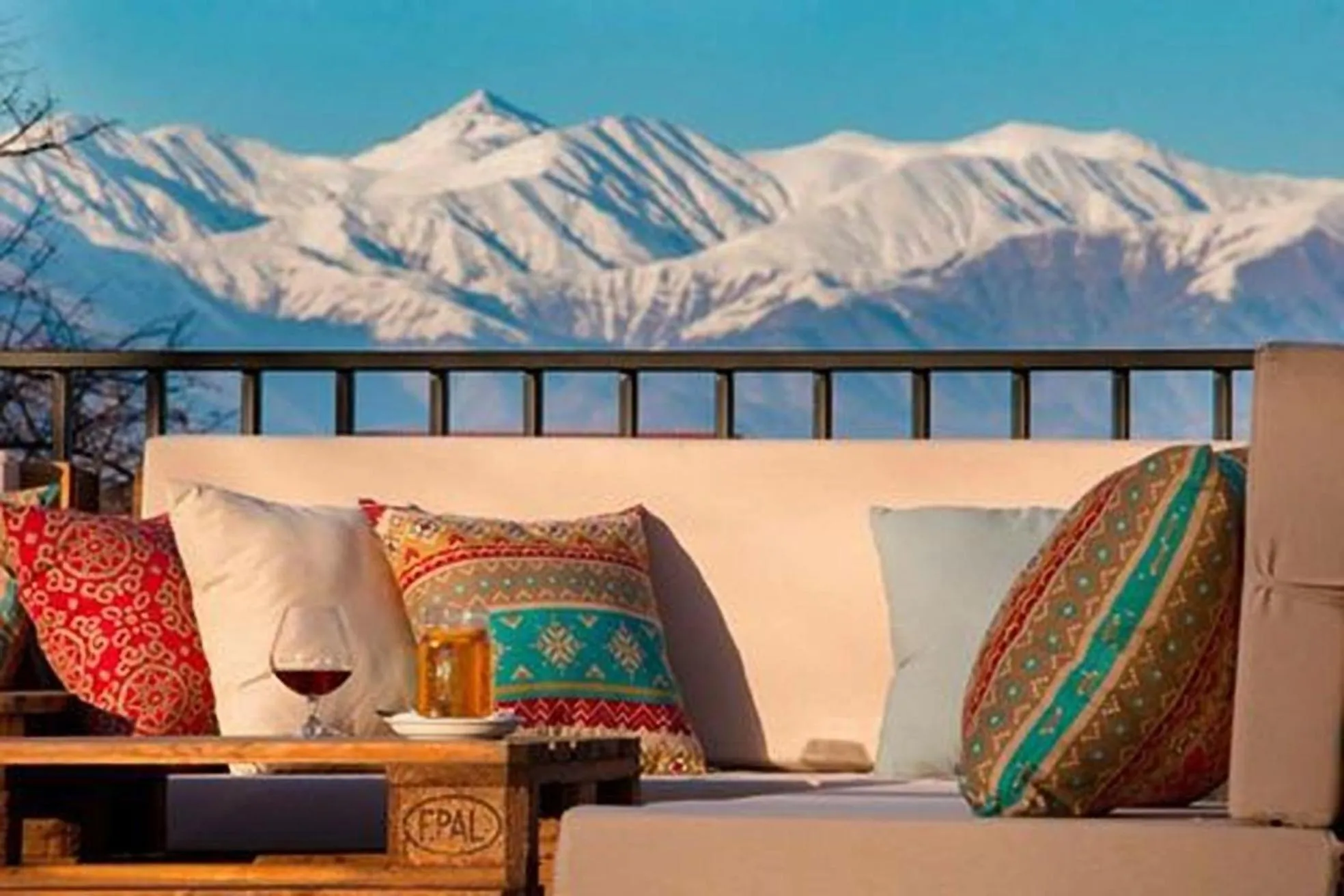 Mountain view in Hotel Tela & Mareli Winery