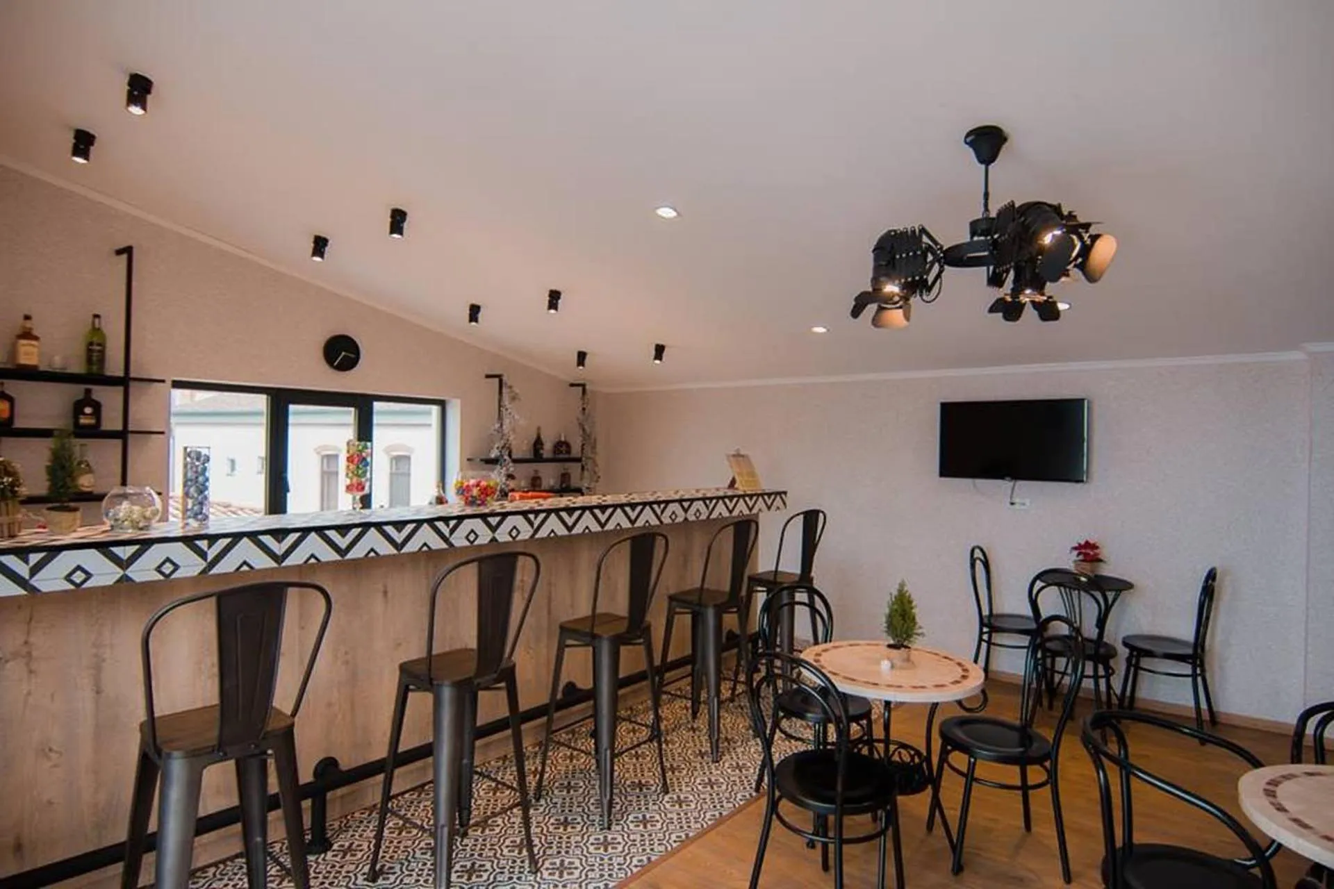 Lounge or bar in Hotel Tela & Mareli Winery