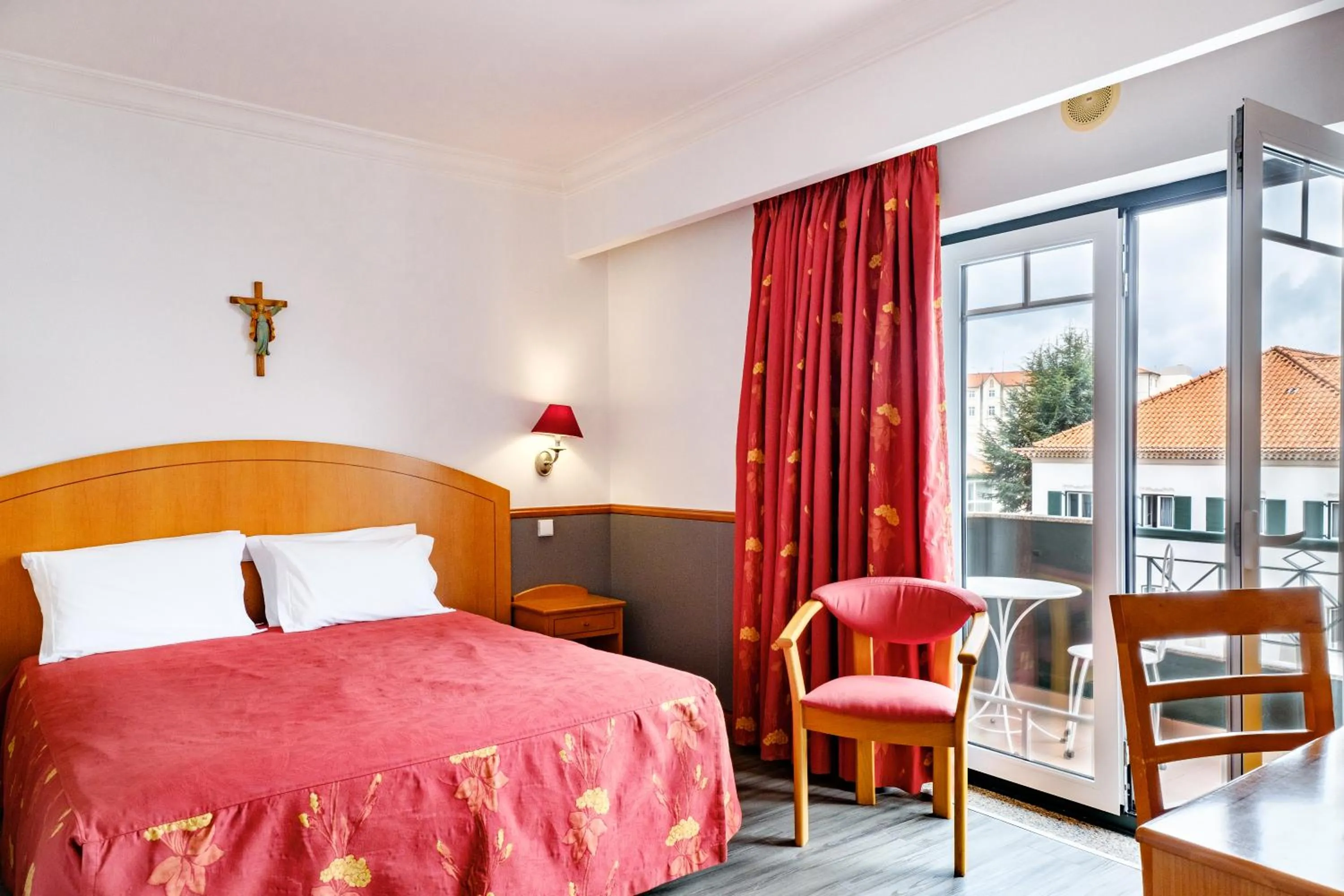 Bedroom, Bed in Hotel Santo Amaro - SA Hotels