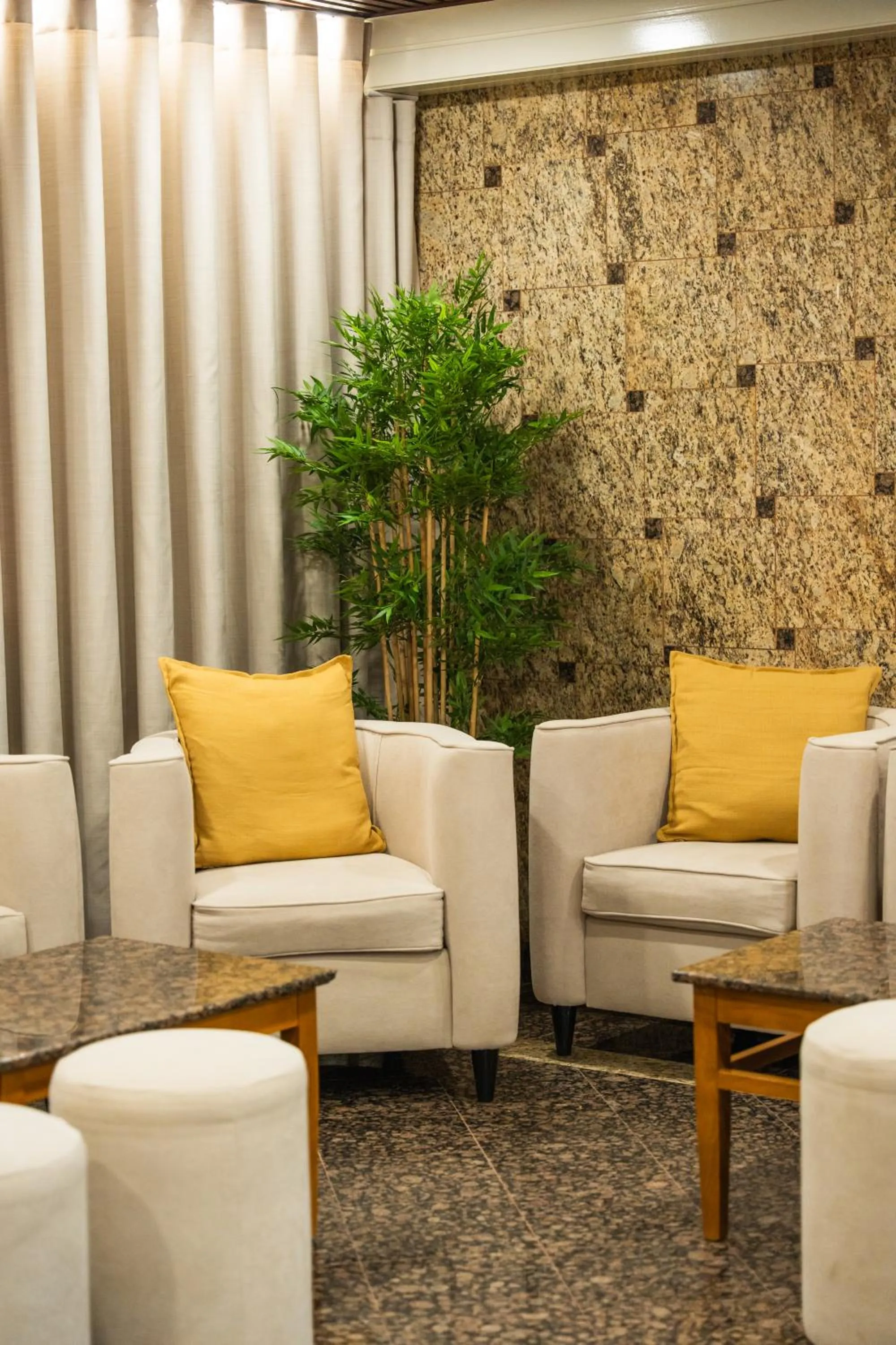 Lounge or bar in Hotel Santo Amaro - SA Hotels