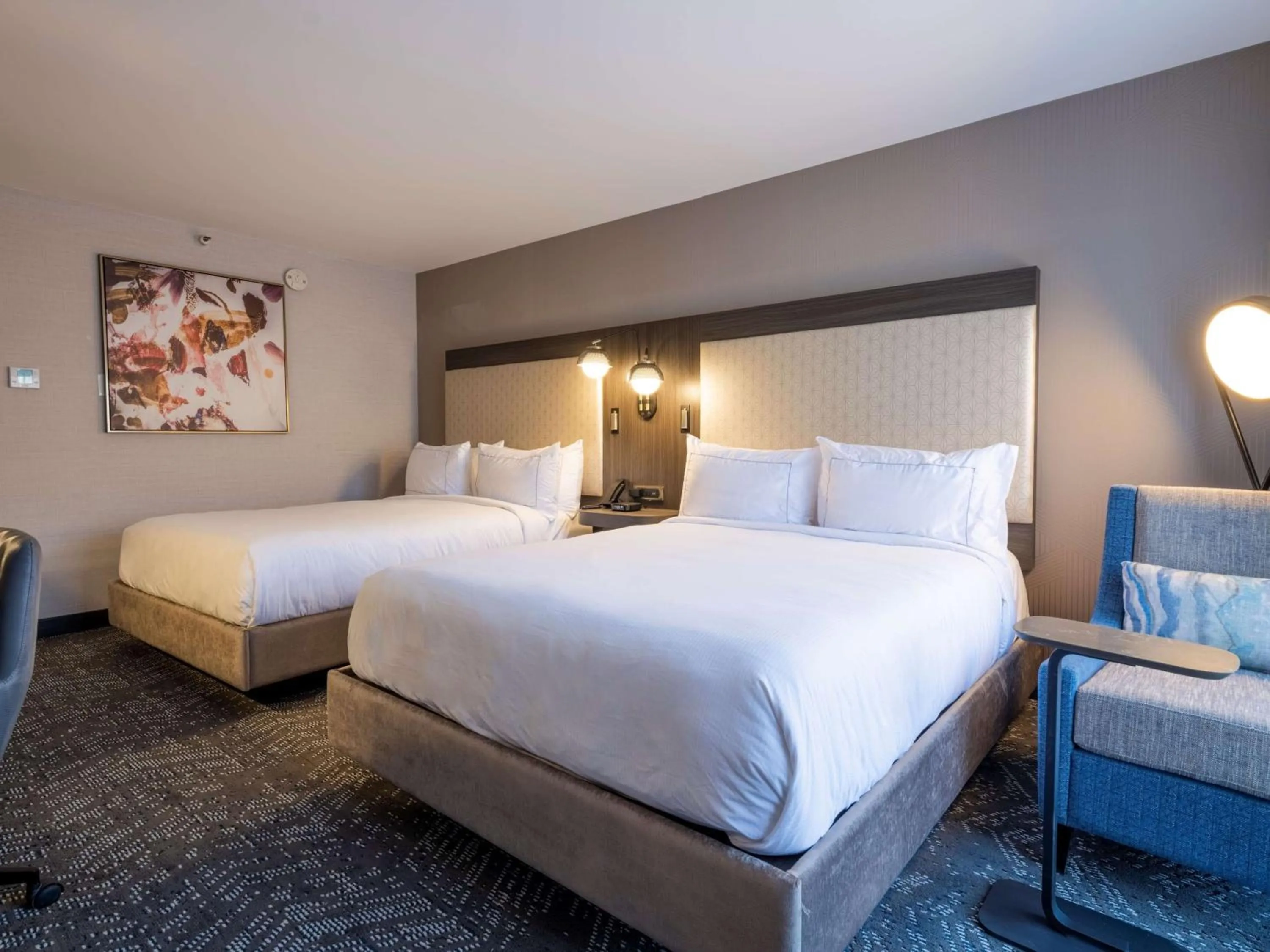 Bed in Premiere Suites