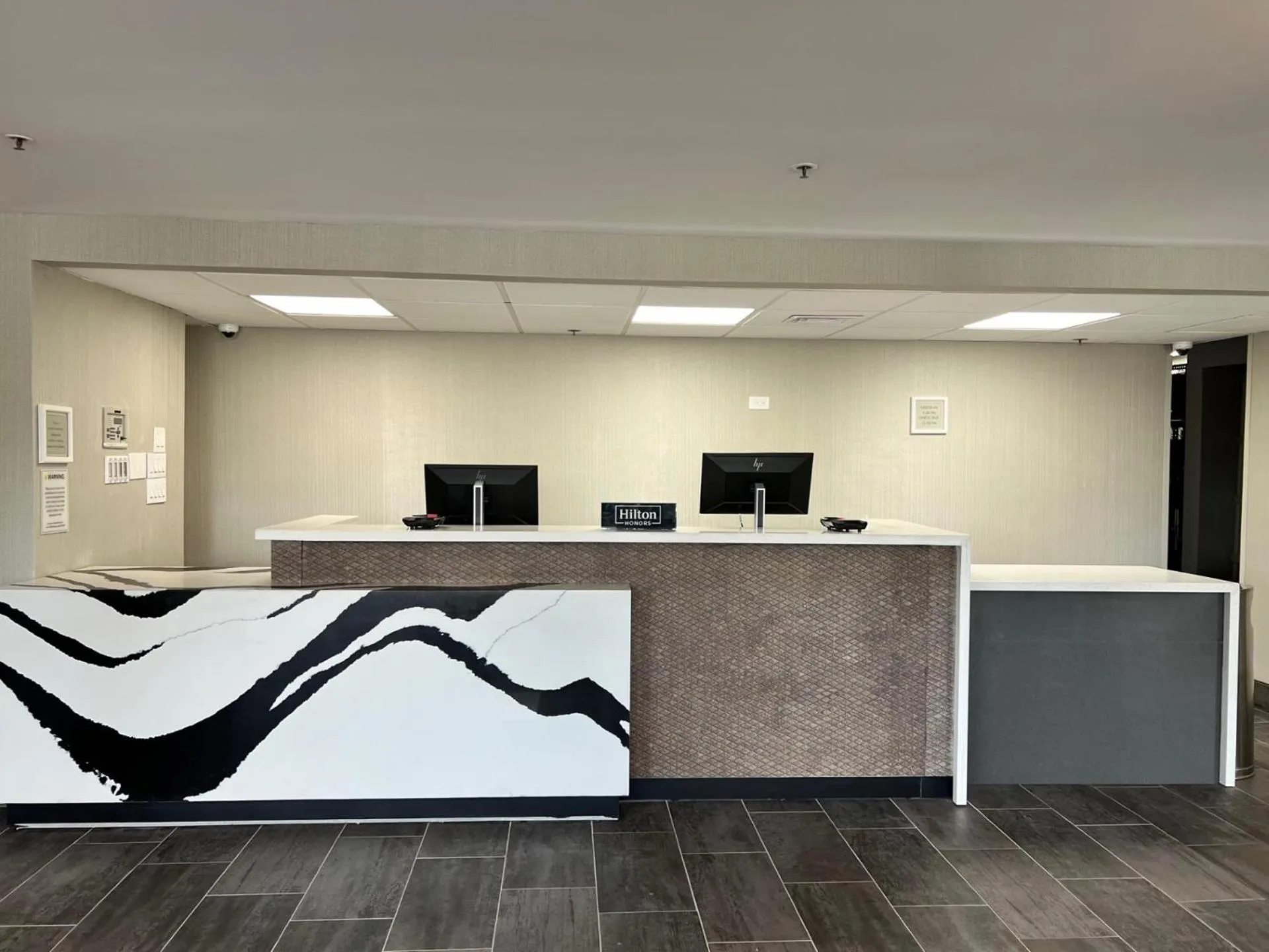 Lobby or reception in Premiere Suites