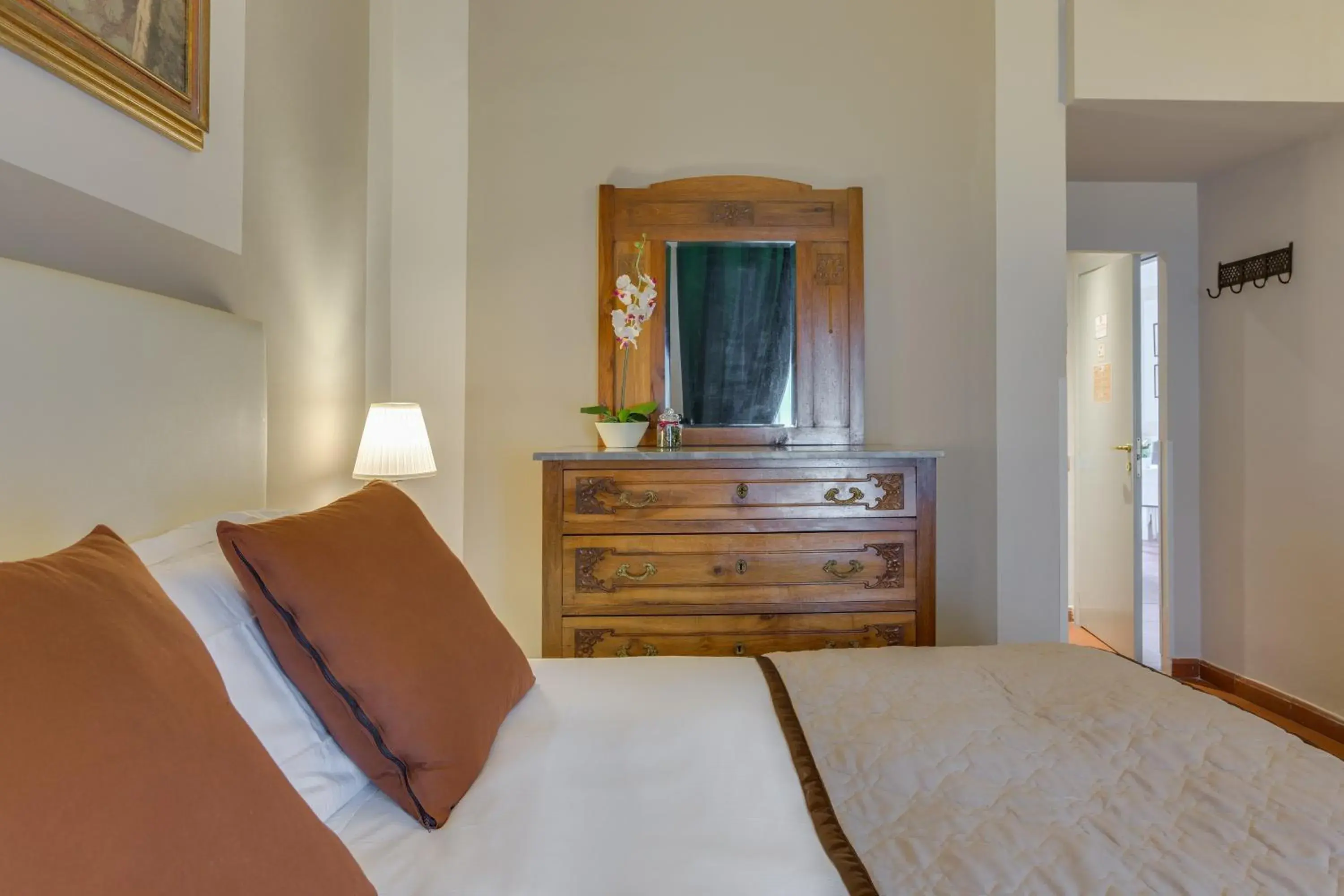 Standard Double or Twin Room in Locanda Dei Guelfi Standard Double or Twin Room in Locanda Dei Guelfi