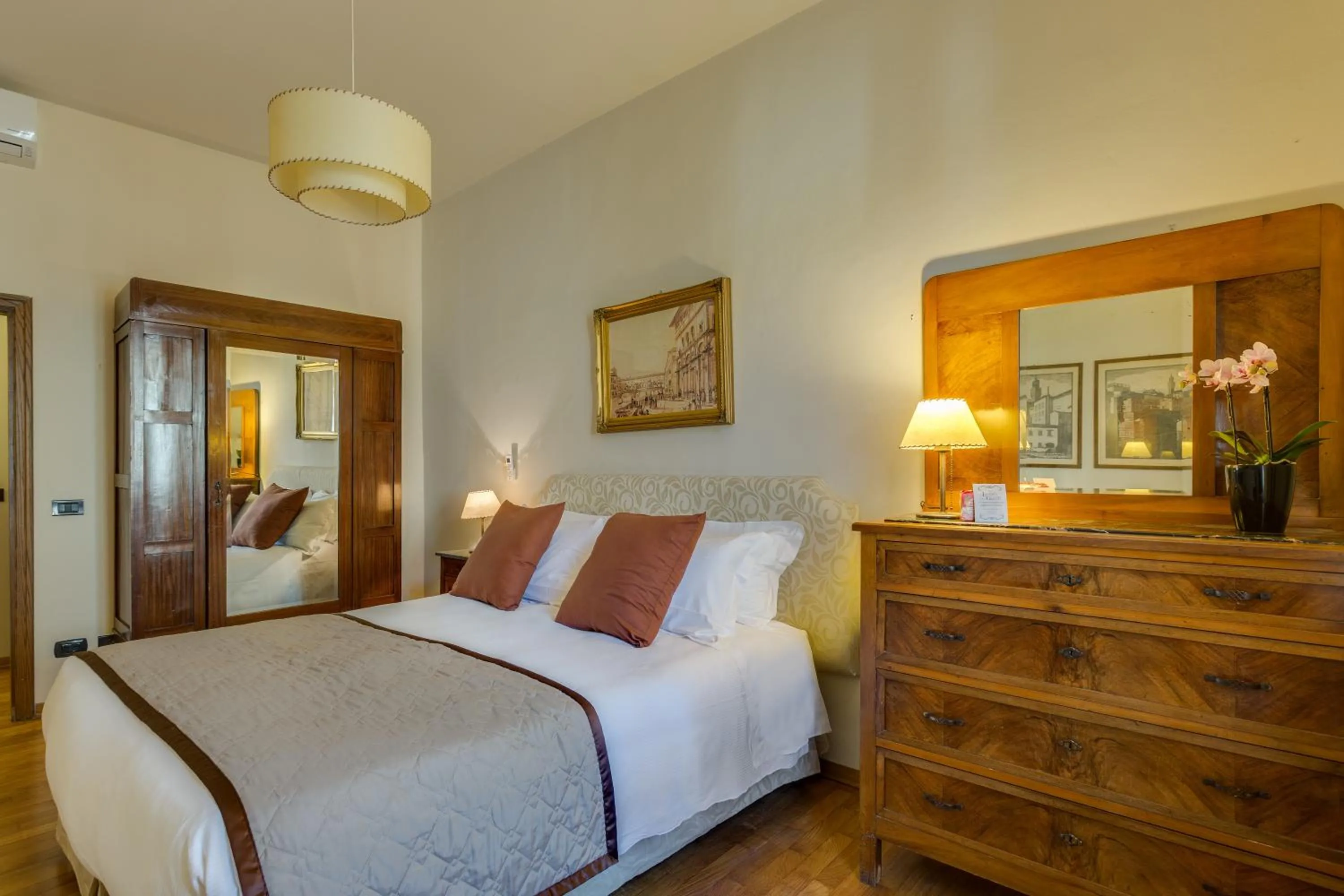 Photo of the whole room, Bed in Locanda Dei Guelfi