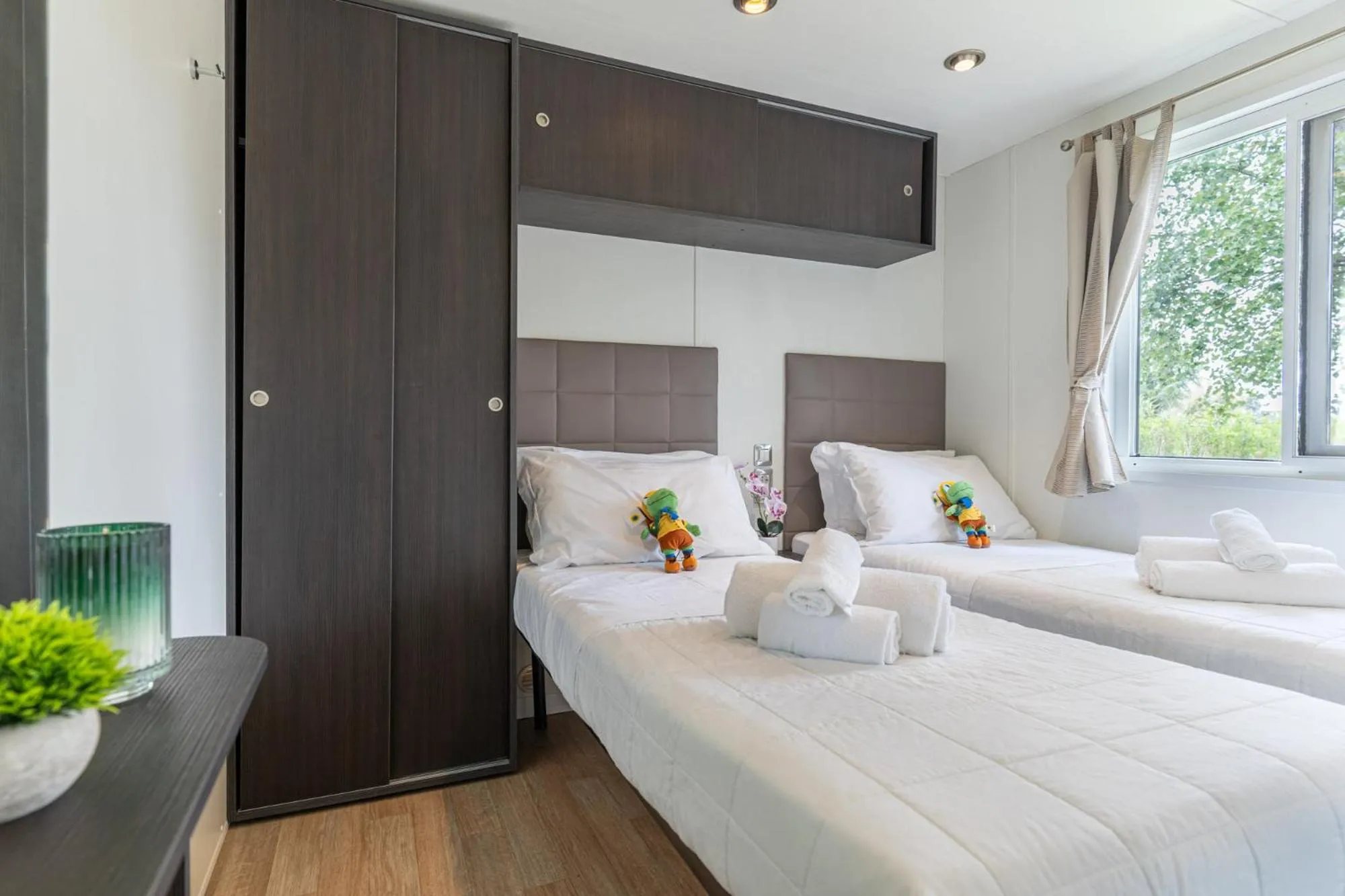 Bedroom, Bed in Club del Sole Spina Family Collection