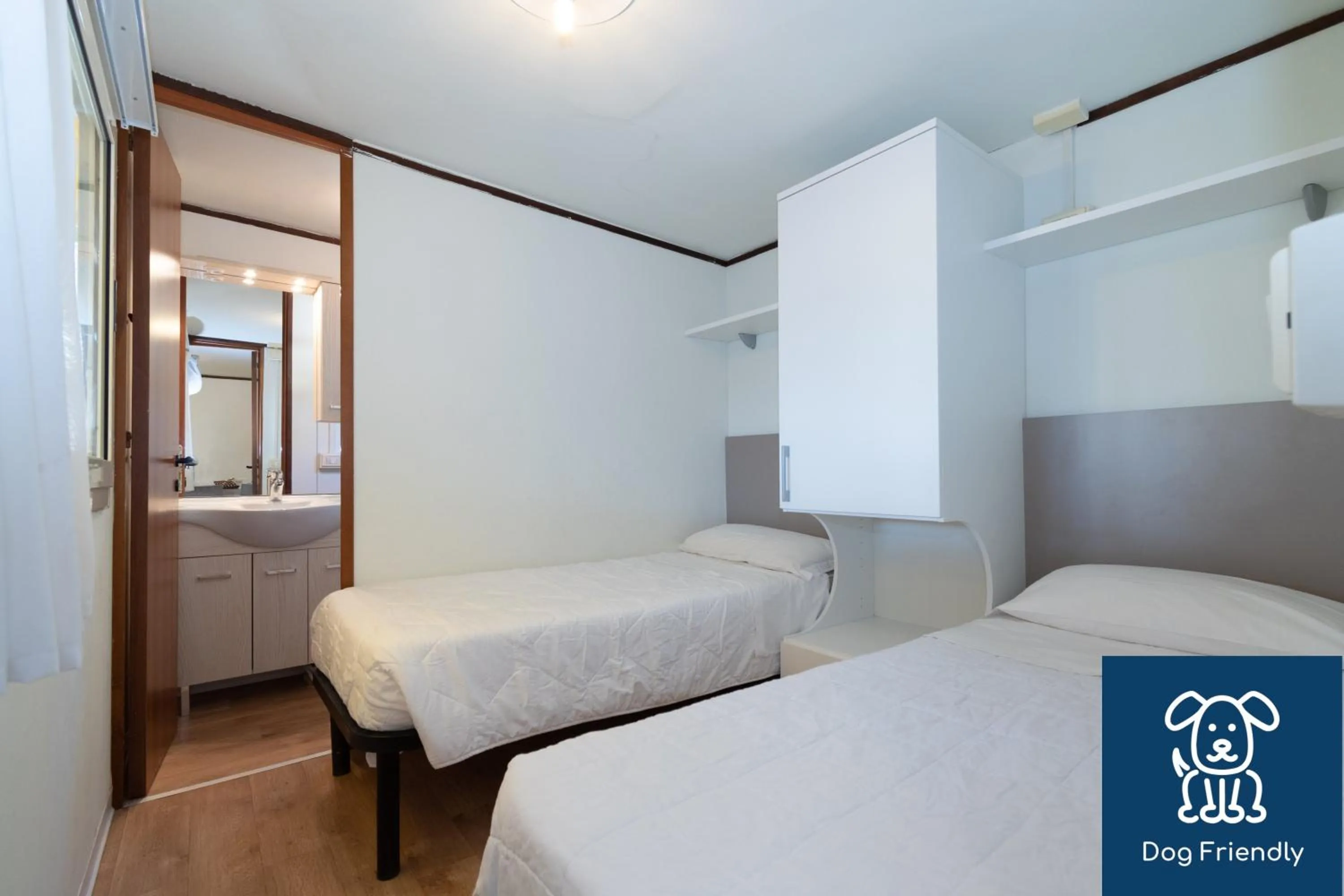 Bed in Club del Sole Spina Family Collection