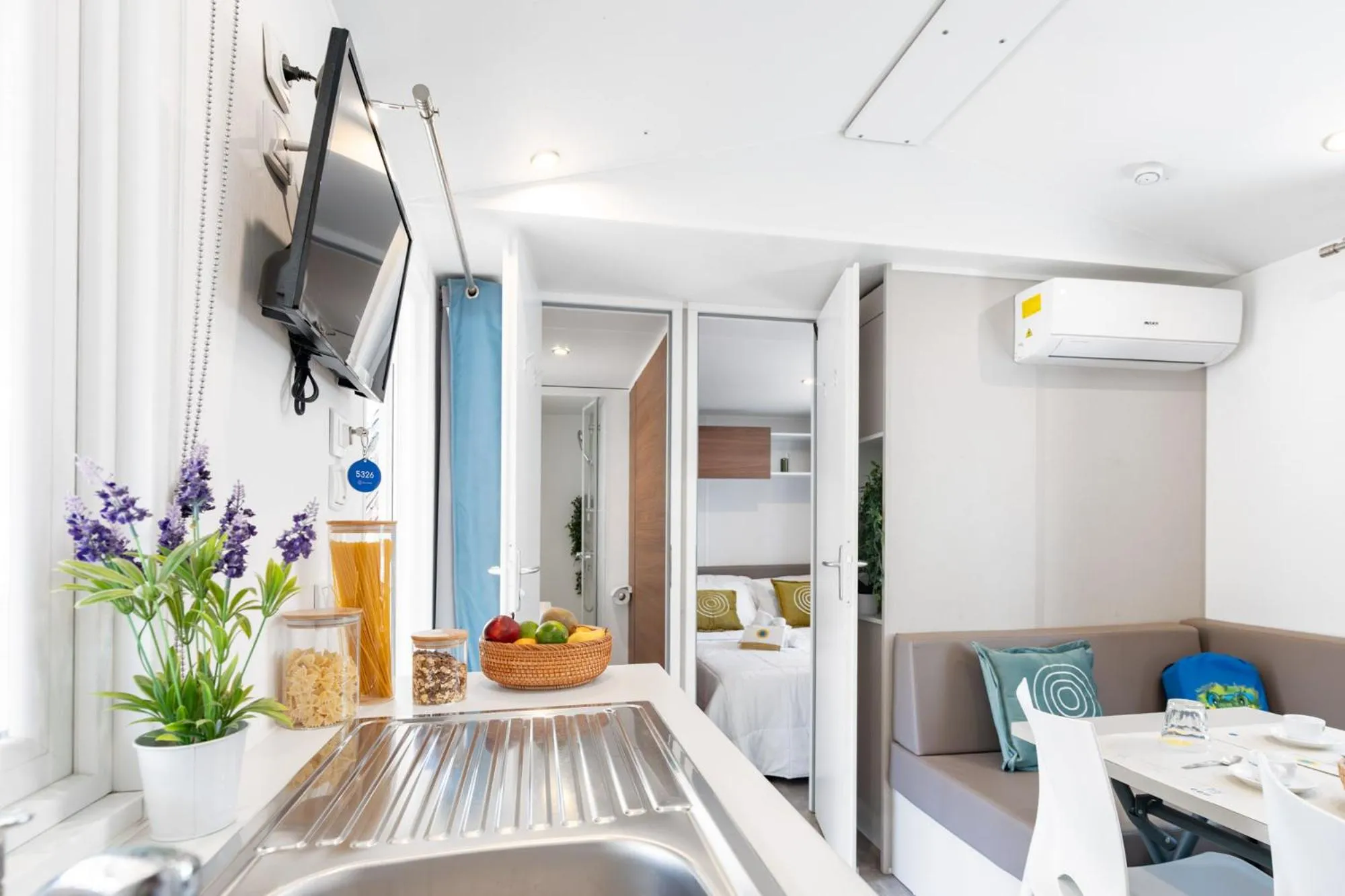 Communal lounge/ TV room in Club del Sole Spina Family Collection