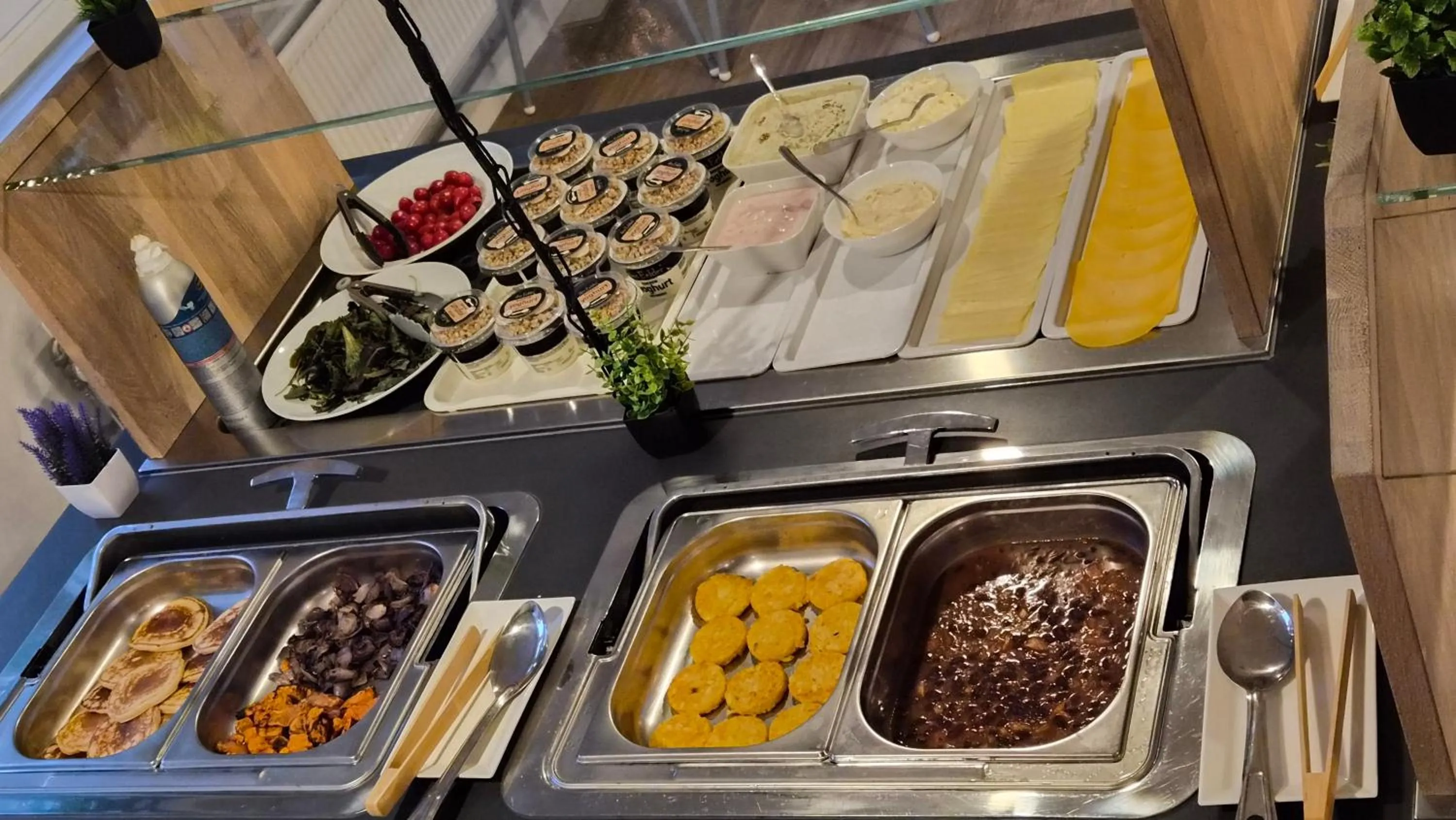 Rotterdam Teleport Hotel