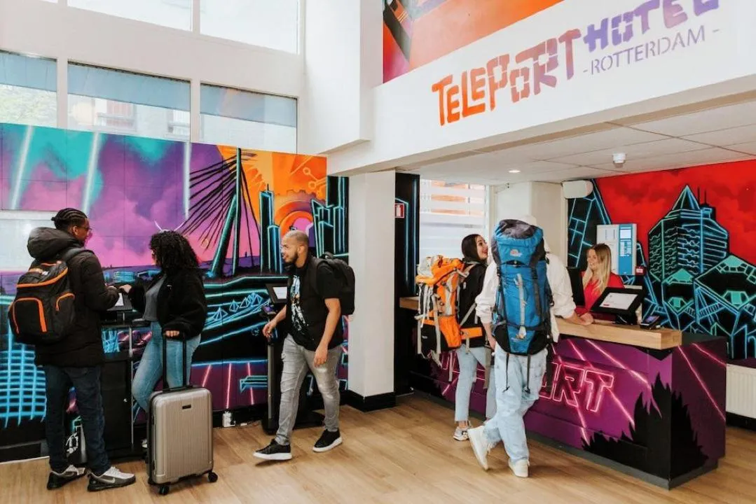 Property building in Rotterdam Teleport Hotel