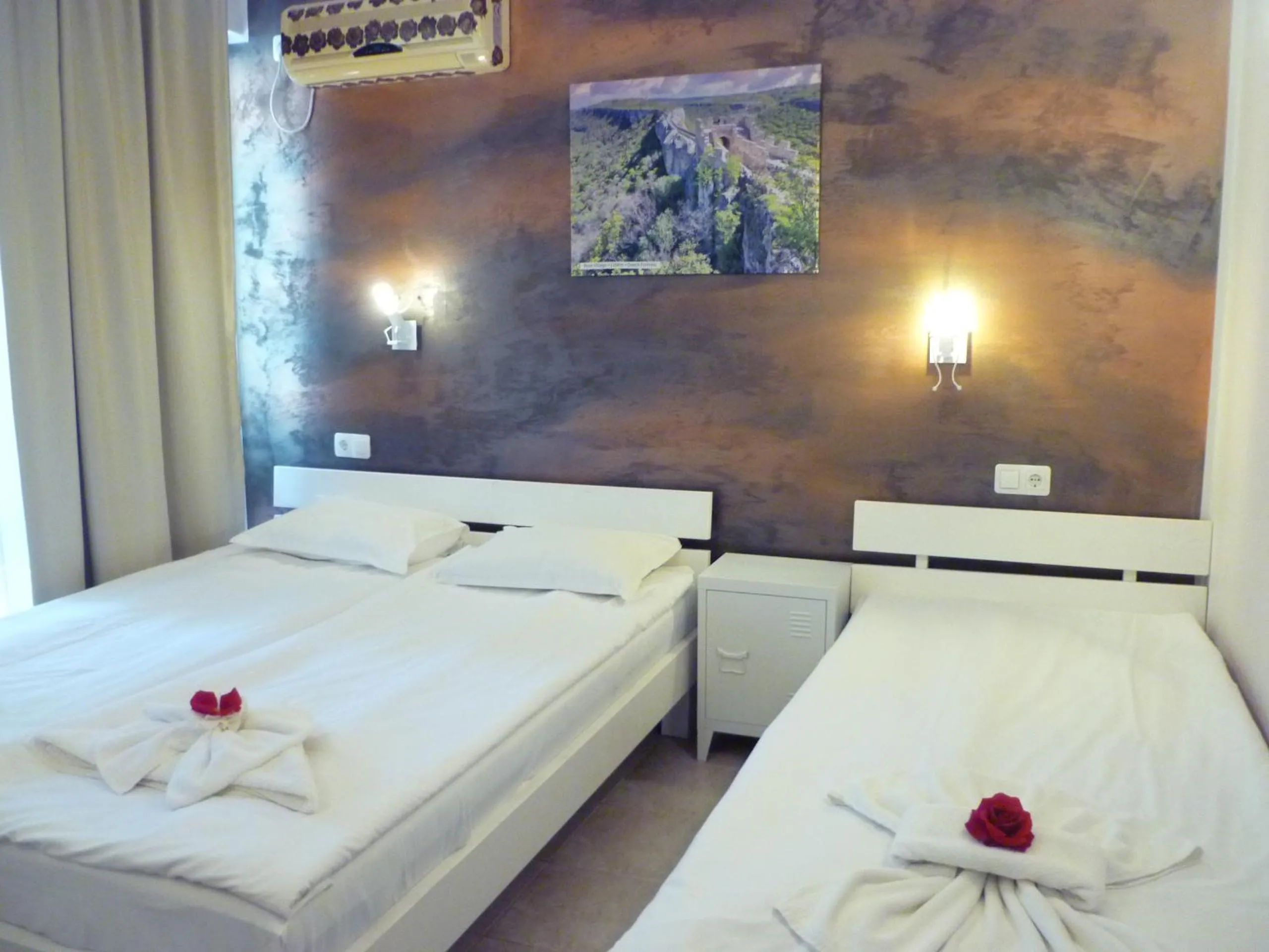 Bed in Apartment Tourist Complex Rose Village