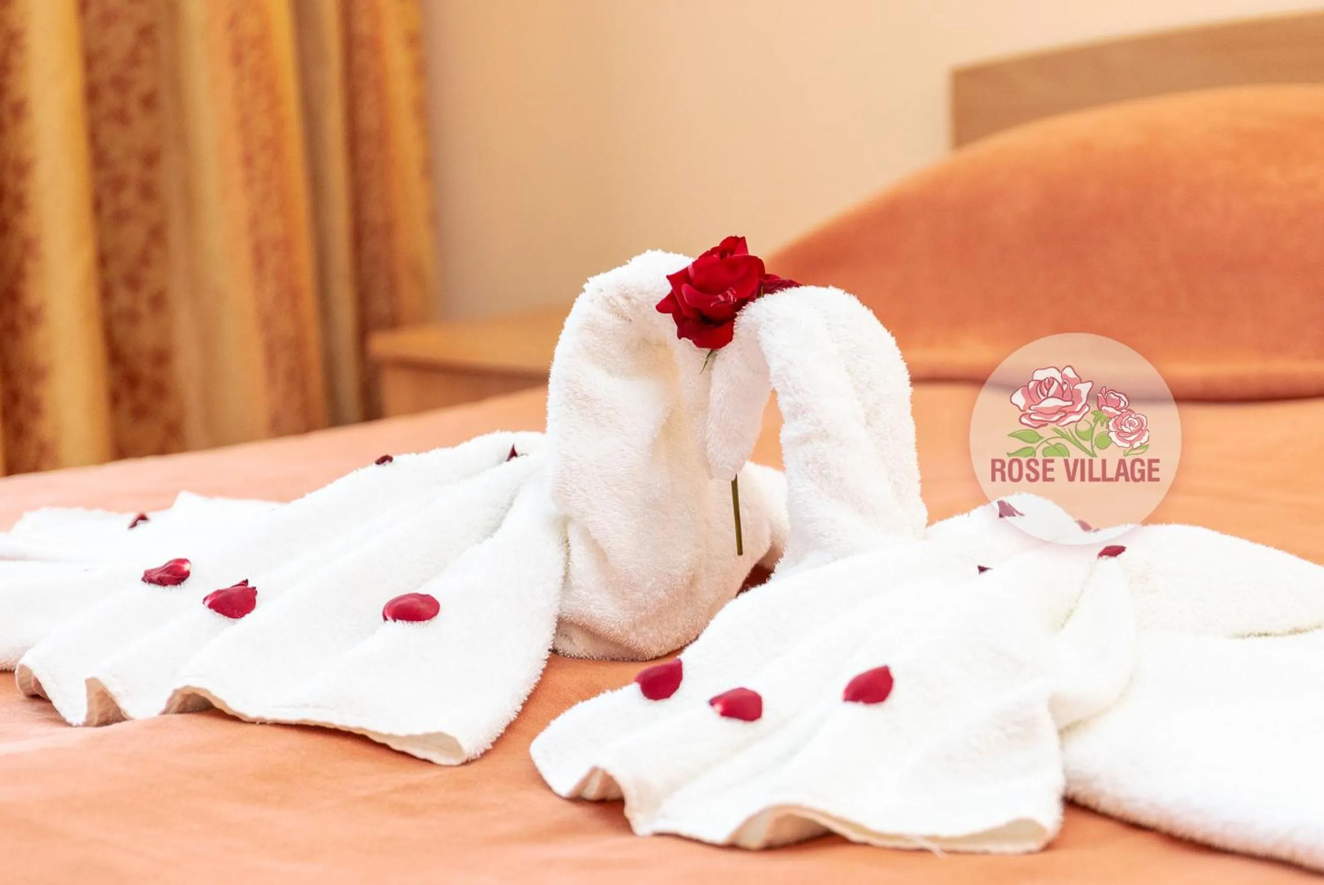 Bed in Apartment Tourist Complex Rose Village