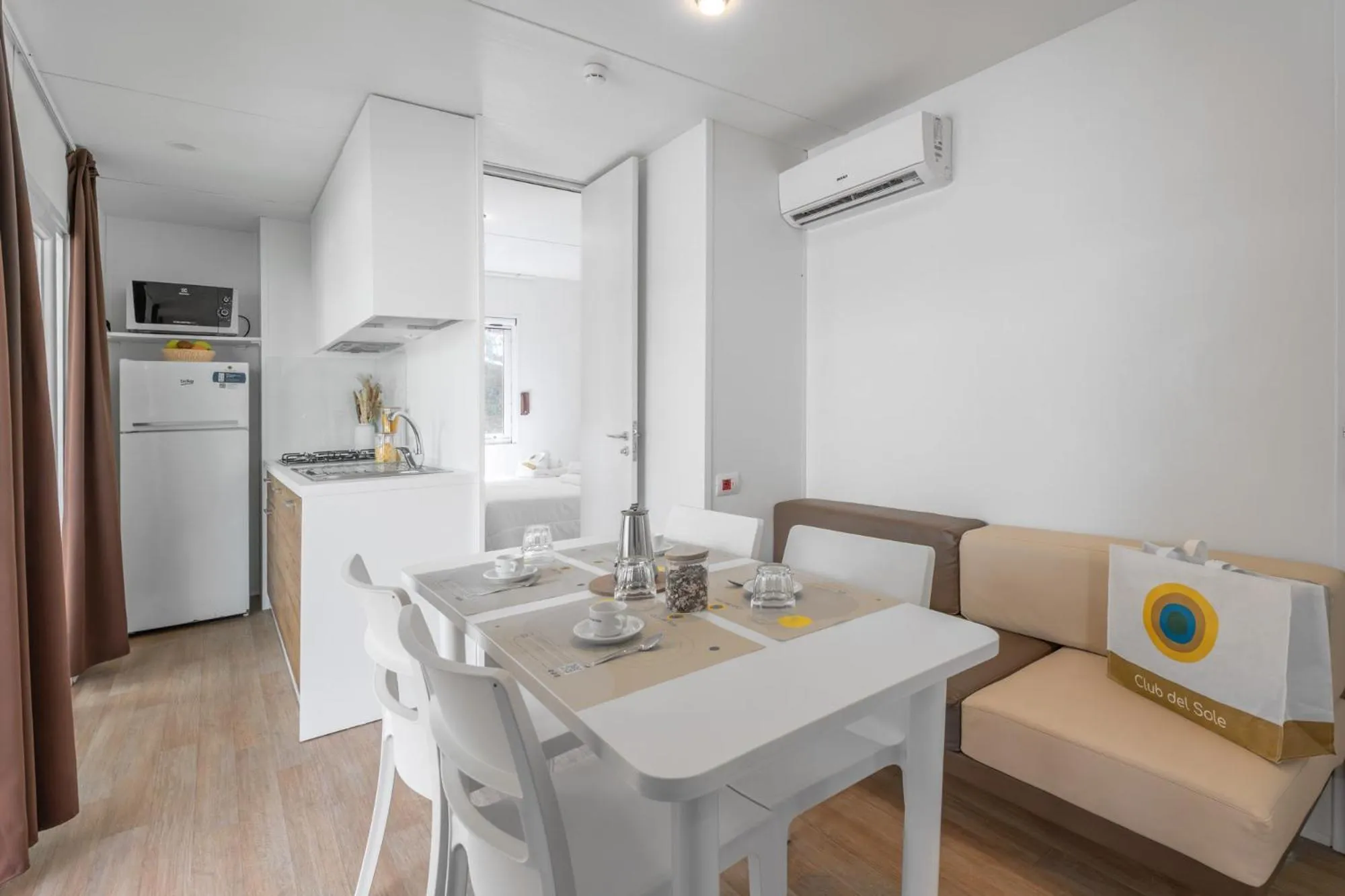 Living room in Club del Sole Vigna sul Mar Family Collection