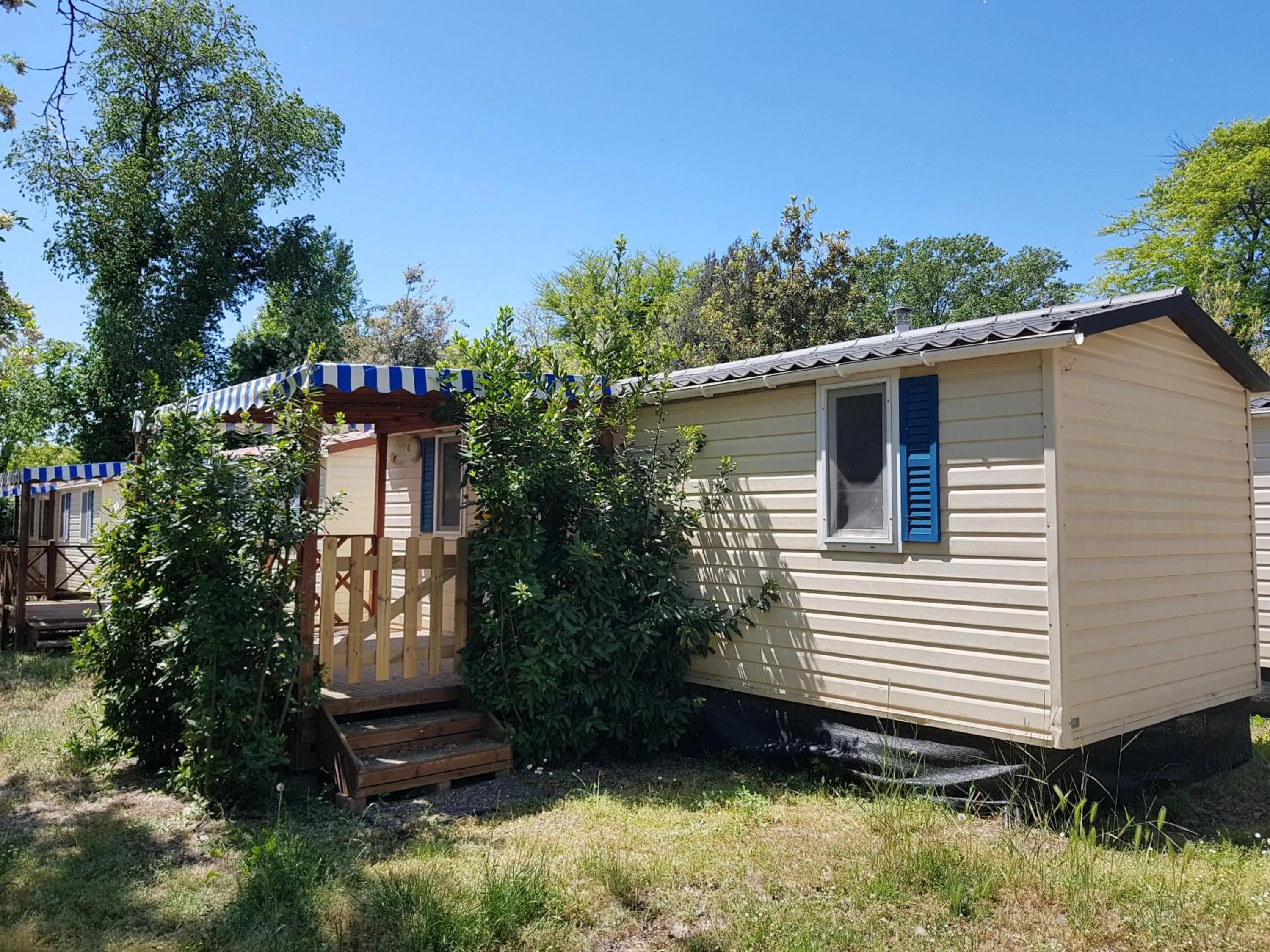 Property building in Club del Sole Vigna sul Mar Family Collection