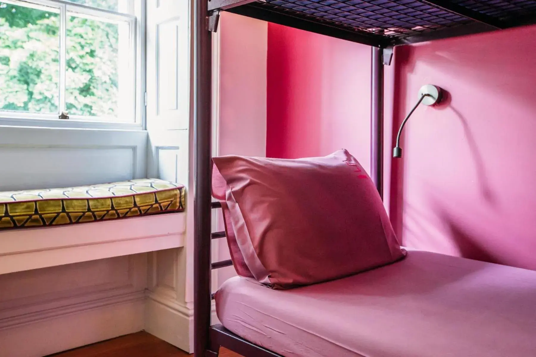 Quadruple Room Shared Bathroom in Safestay York Micklegate Quadruple Room Shared Bathroom in Safestay York Micklegate