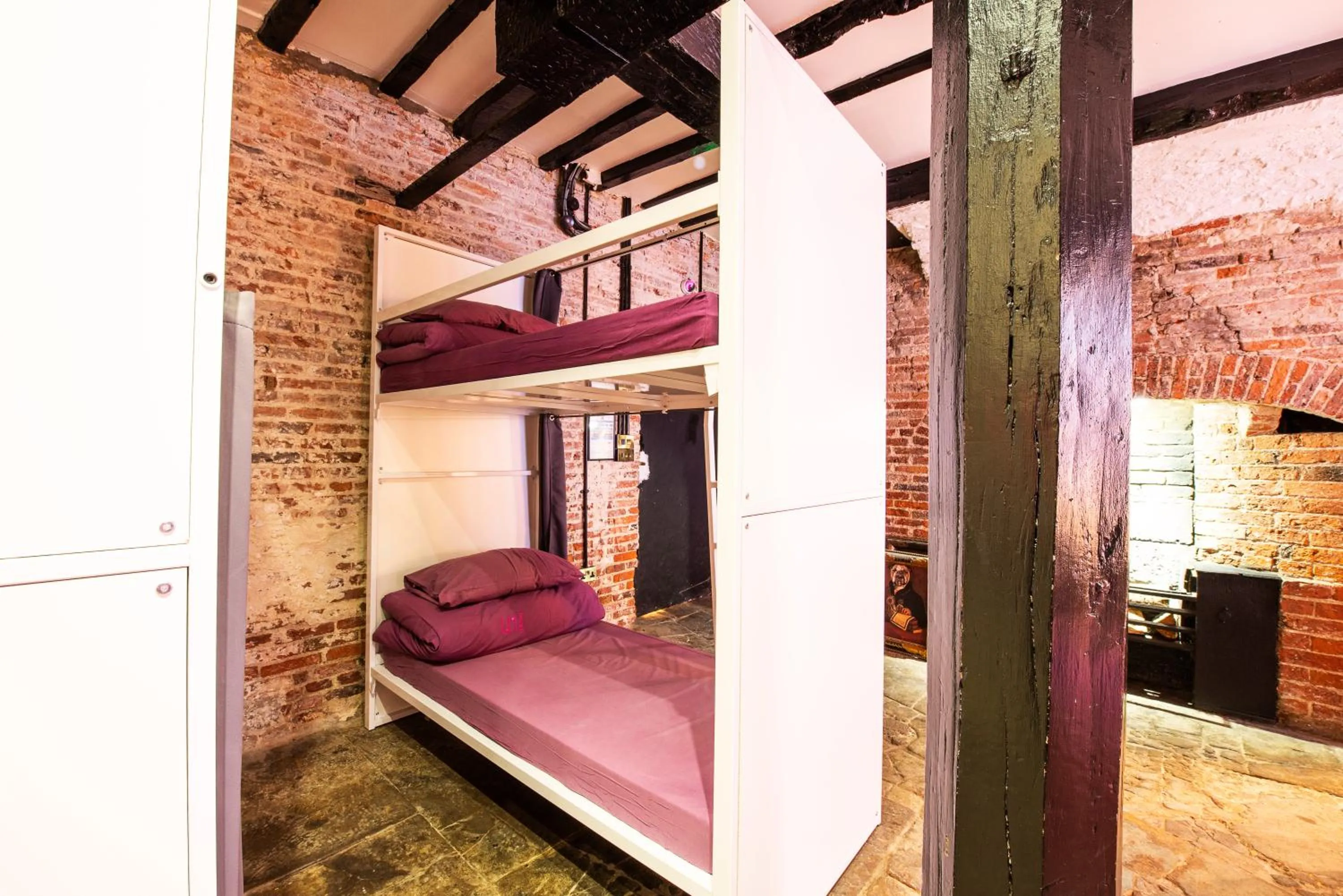 bunk bed, Bed in Safestay York Micklegate