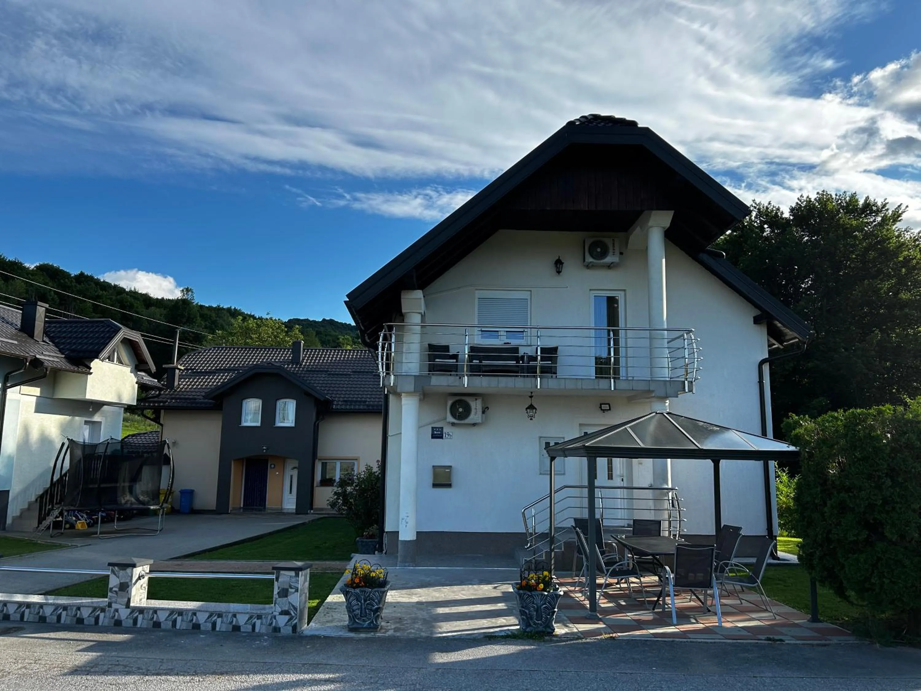 Property building in House Mirjana