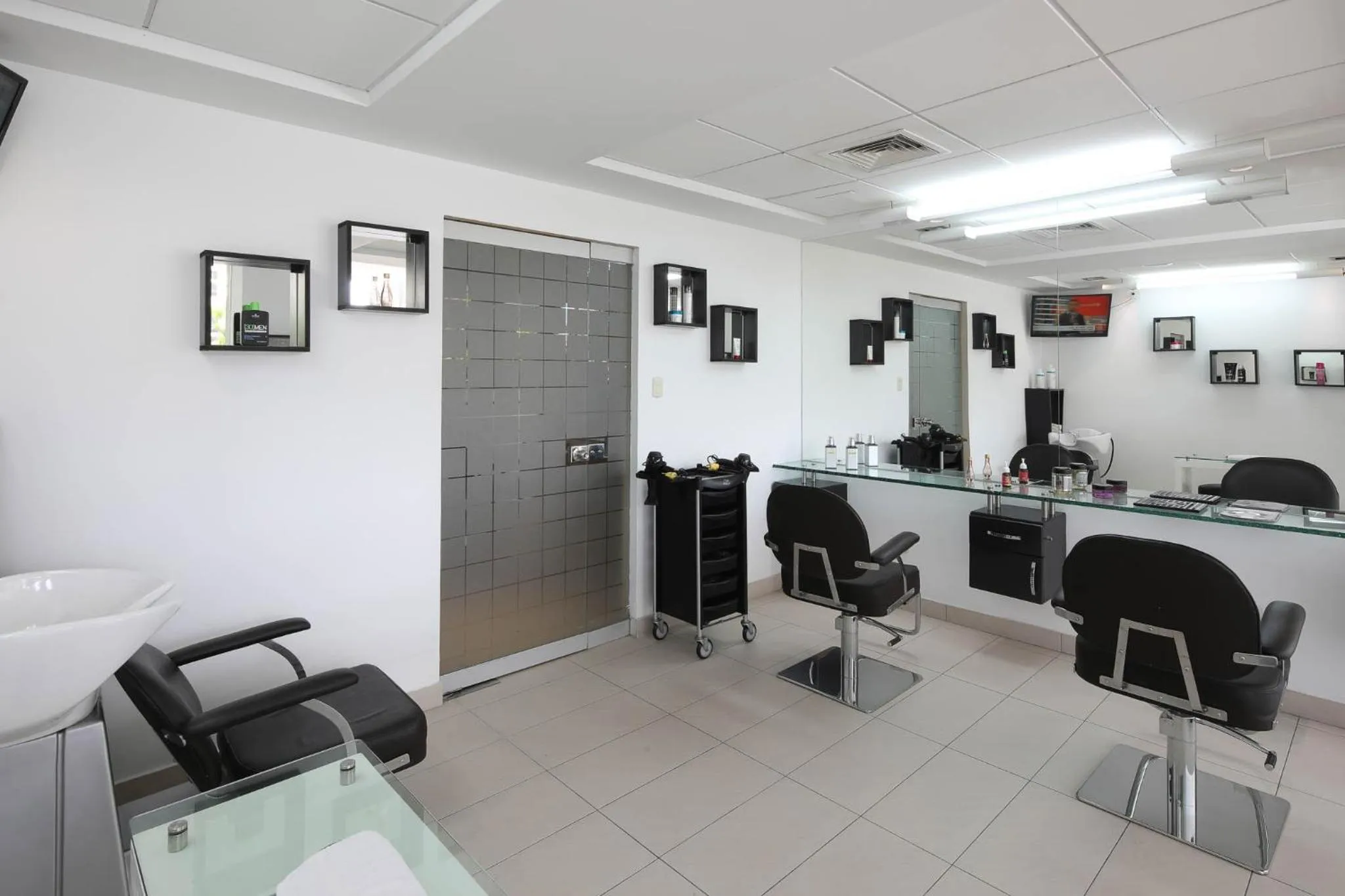 hair dresser in Casa Andina Select Chiclayo