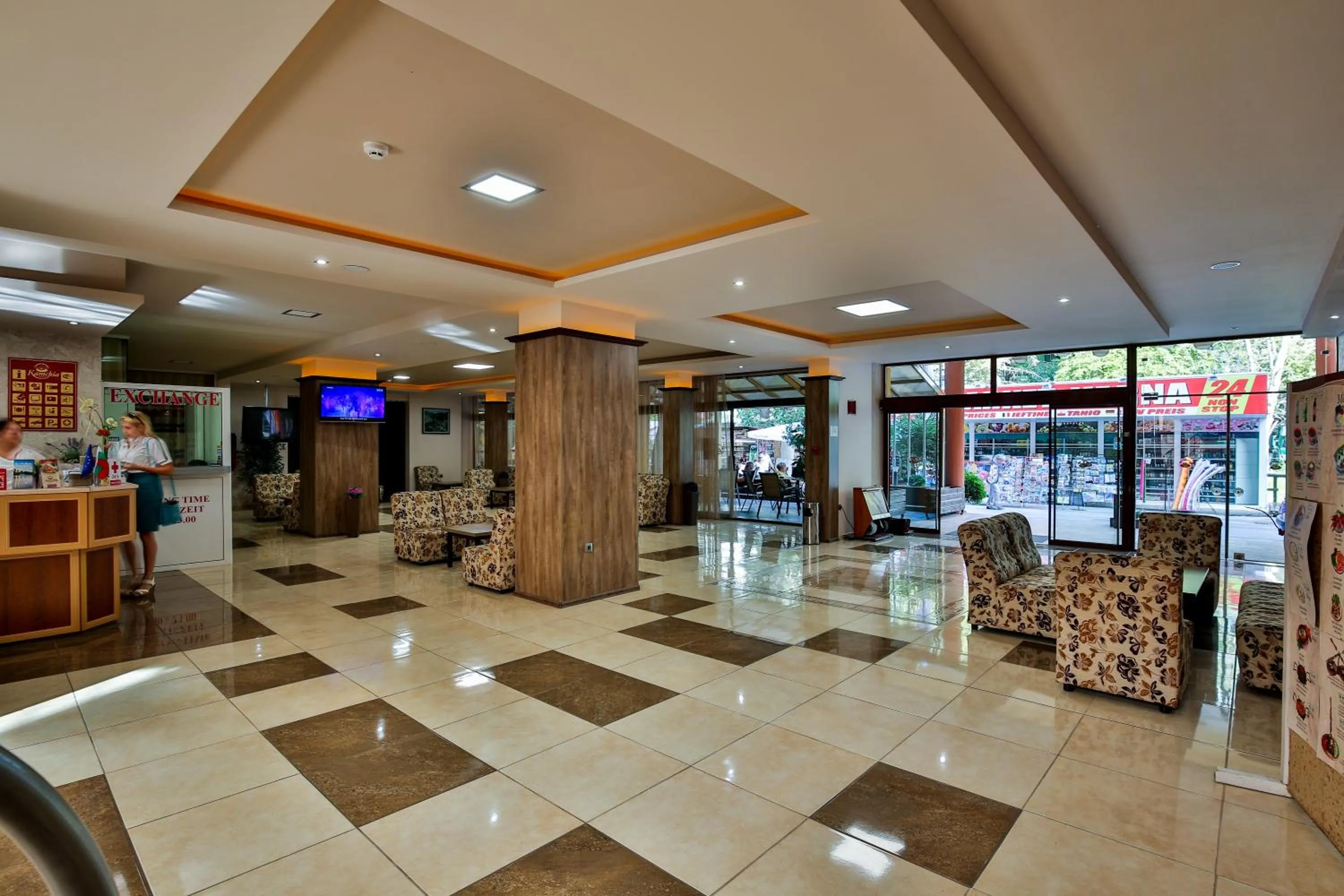 Lobby or reception in Kamchia Park Hotel - All Inclusive & Free Parking