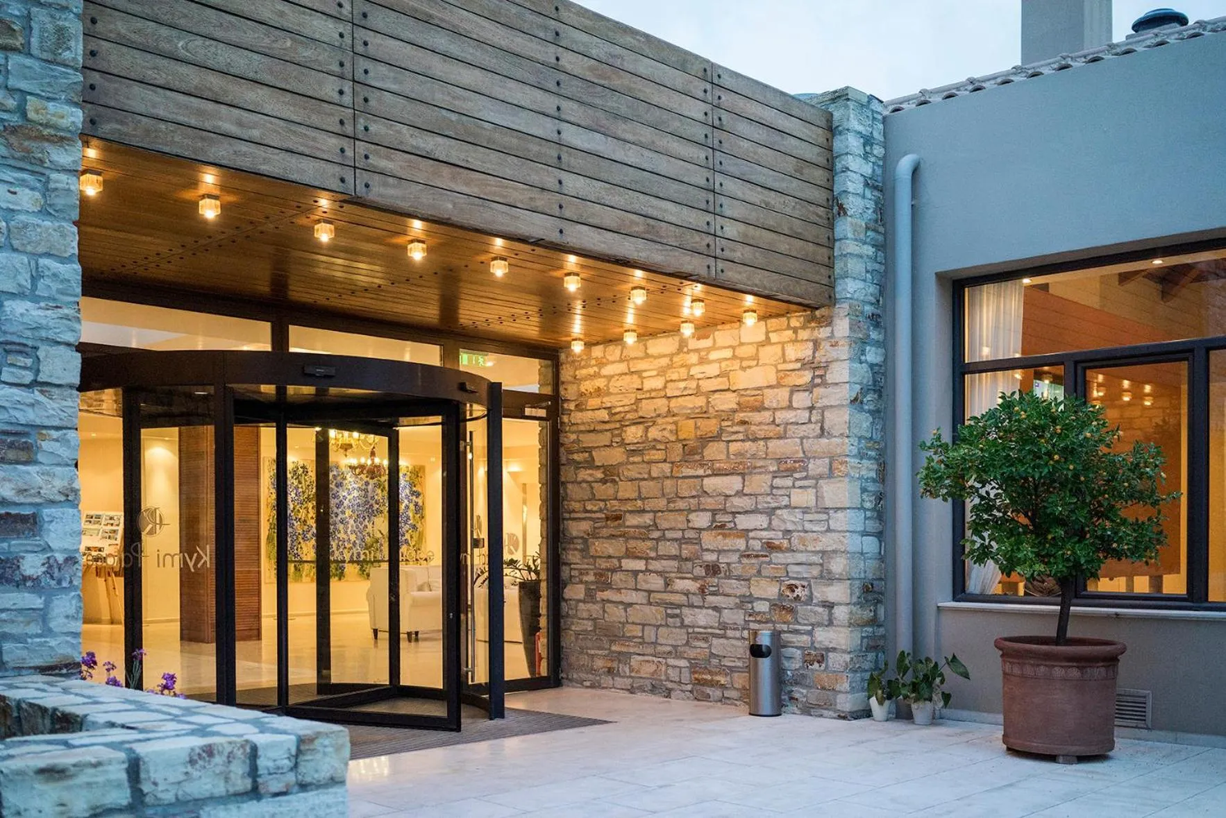 Facade/entrance in Kymi Palace