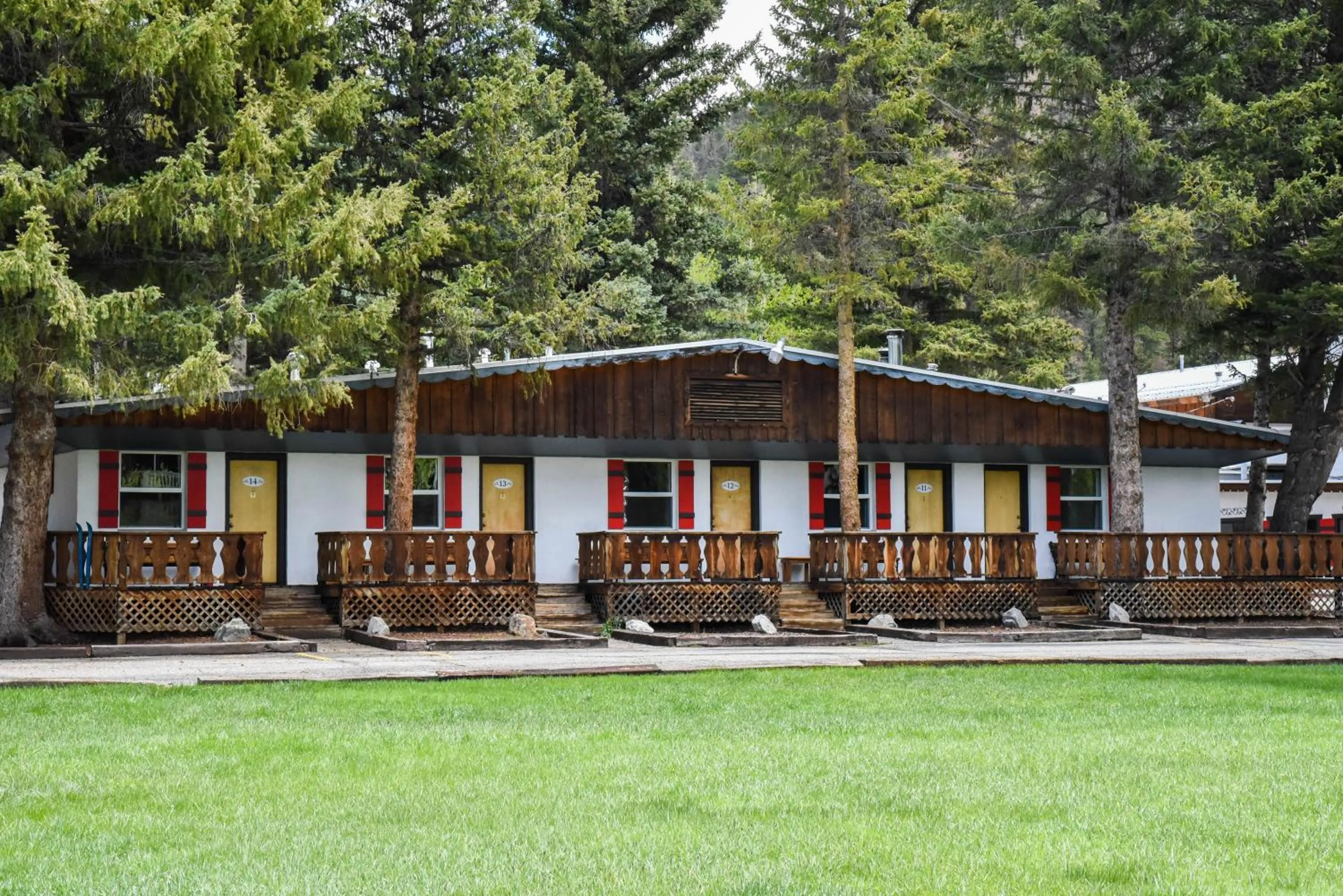 Alpine Lodge Red River