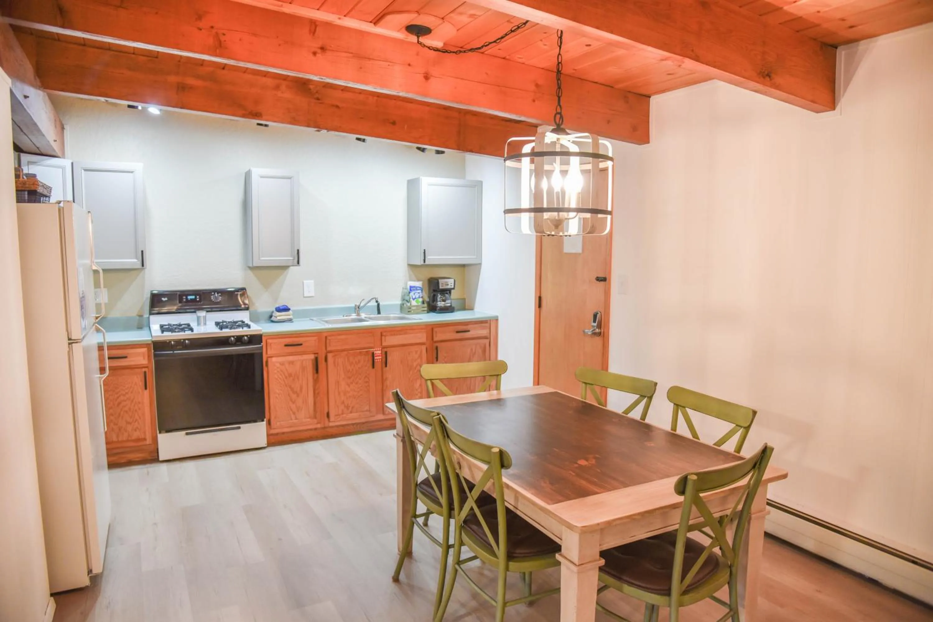 Alpine Lodge Red River