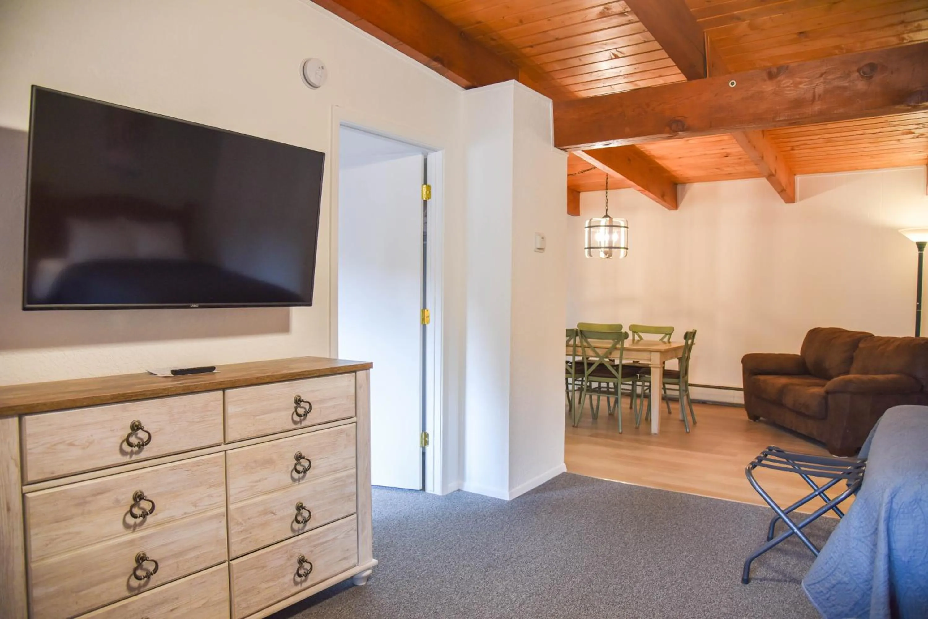 Alpine Lodge Red River