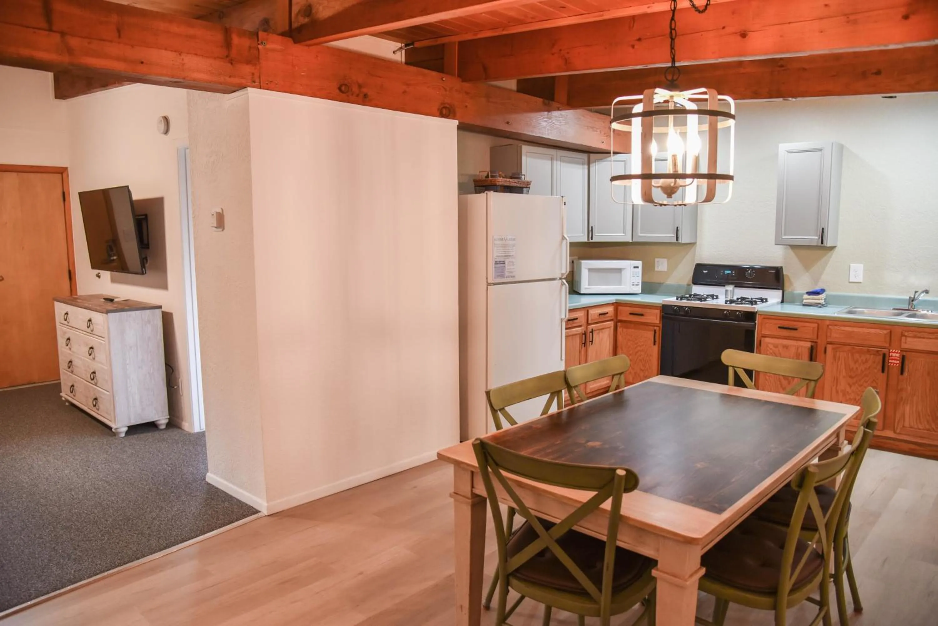 Alpine Lodge Red River