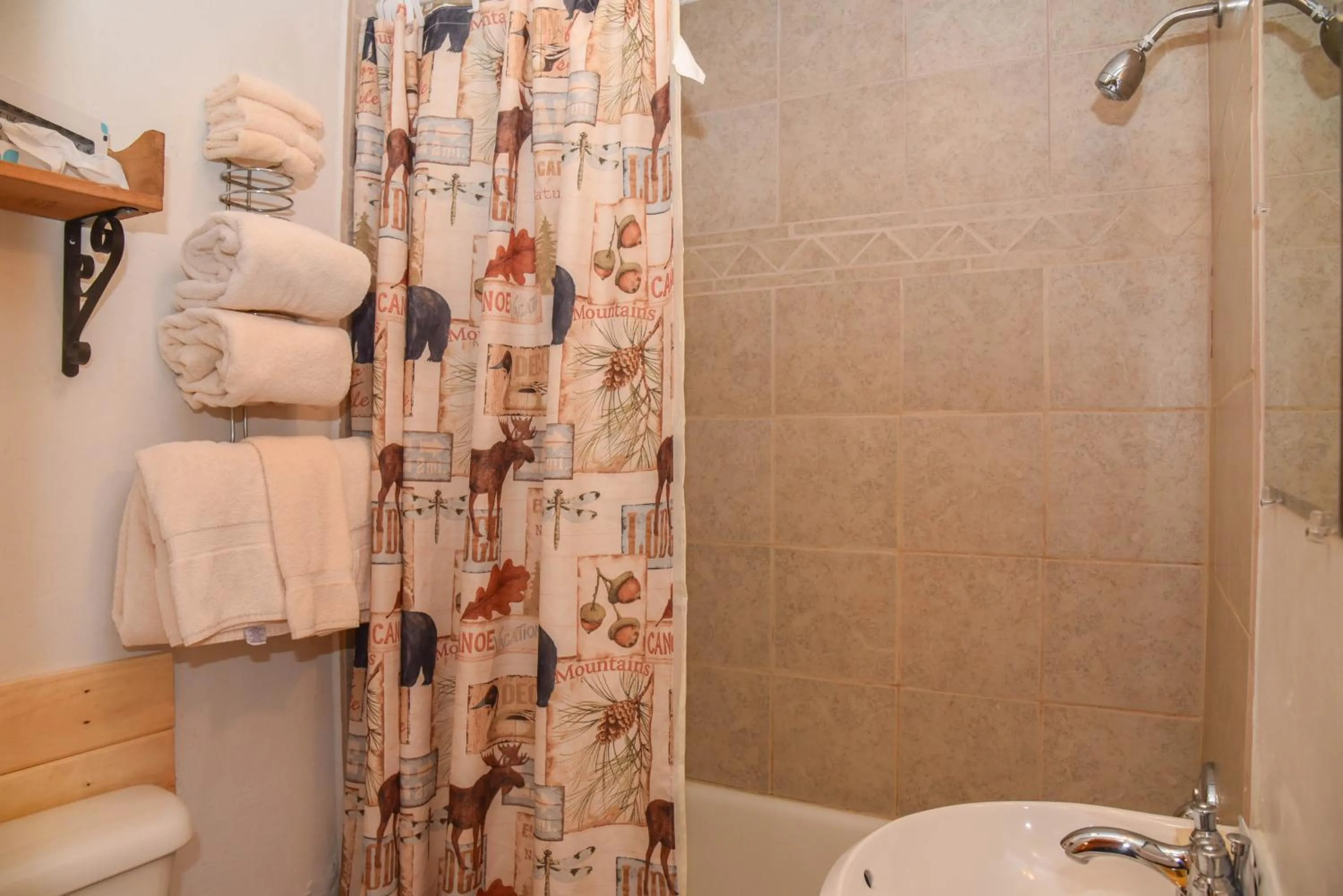 Alpine Lodge Red River