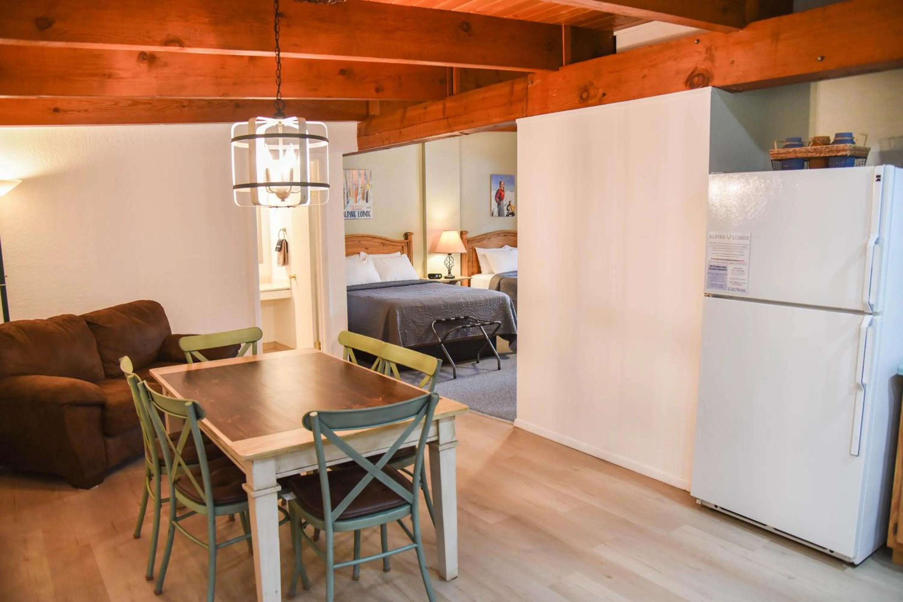 Alpine Lodge Red River