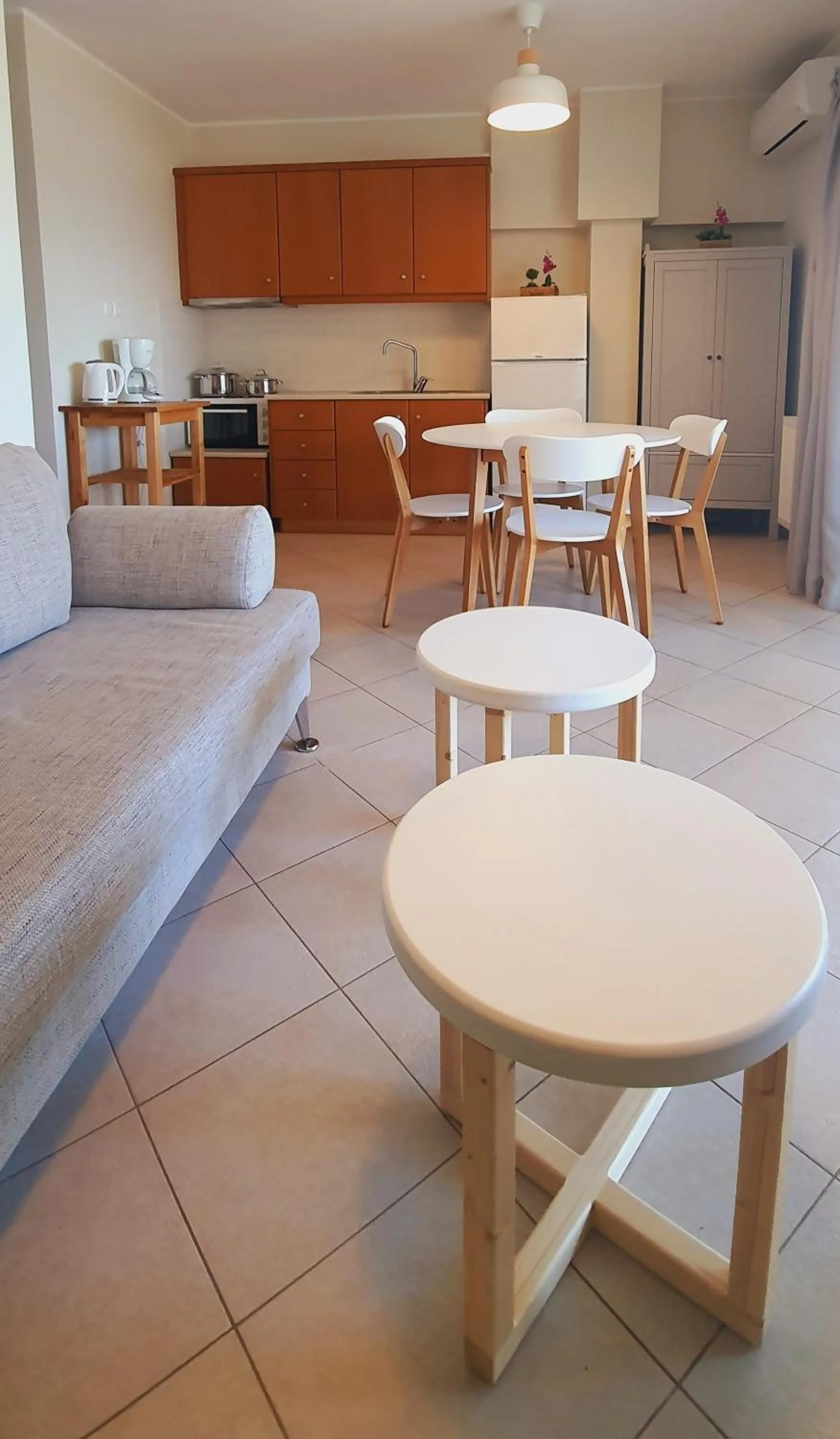 kitchen, Bed in Vasilis Studios