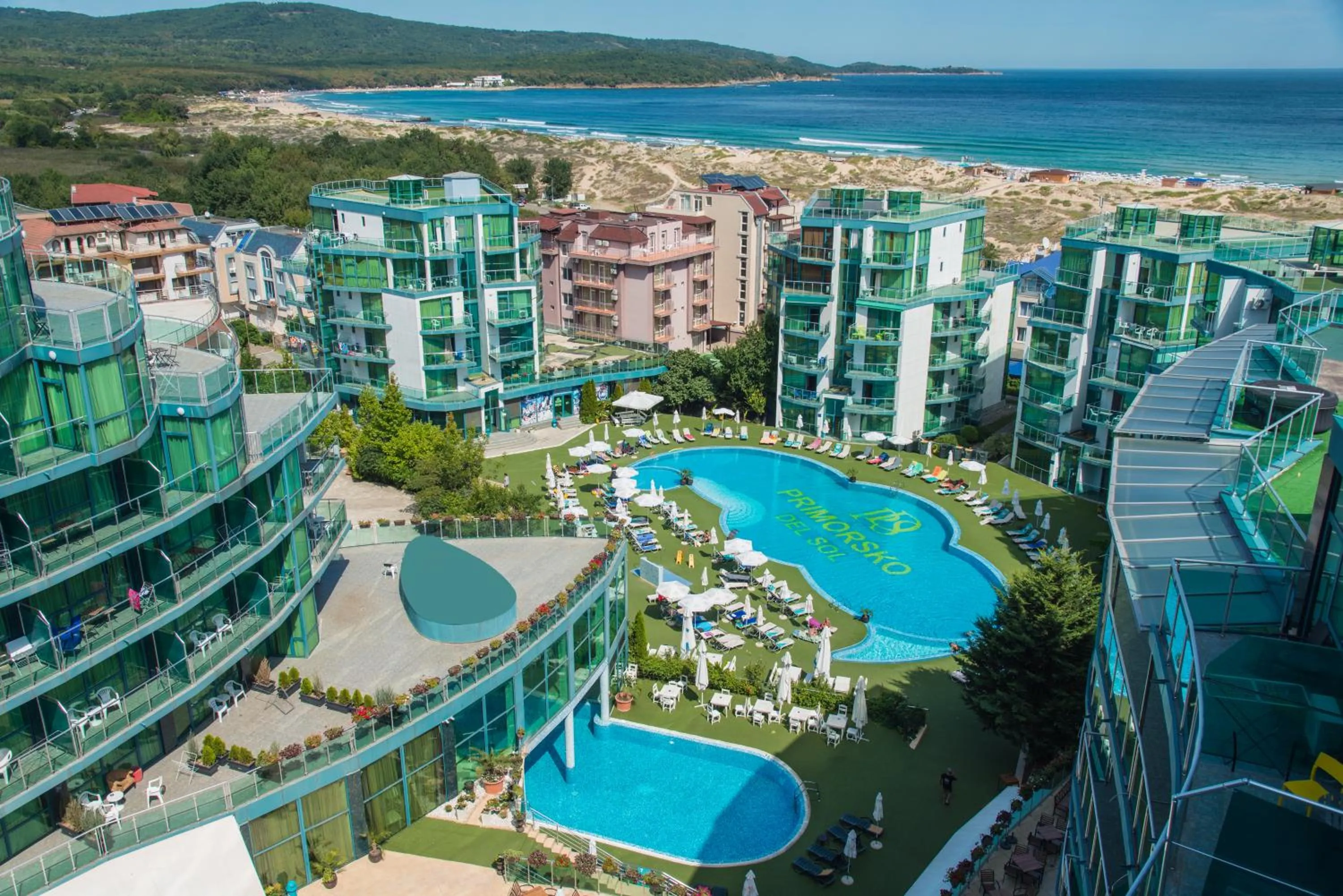 Pool view in Hotel Primorsko Del Sol