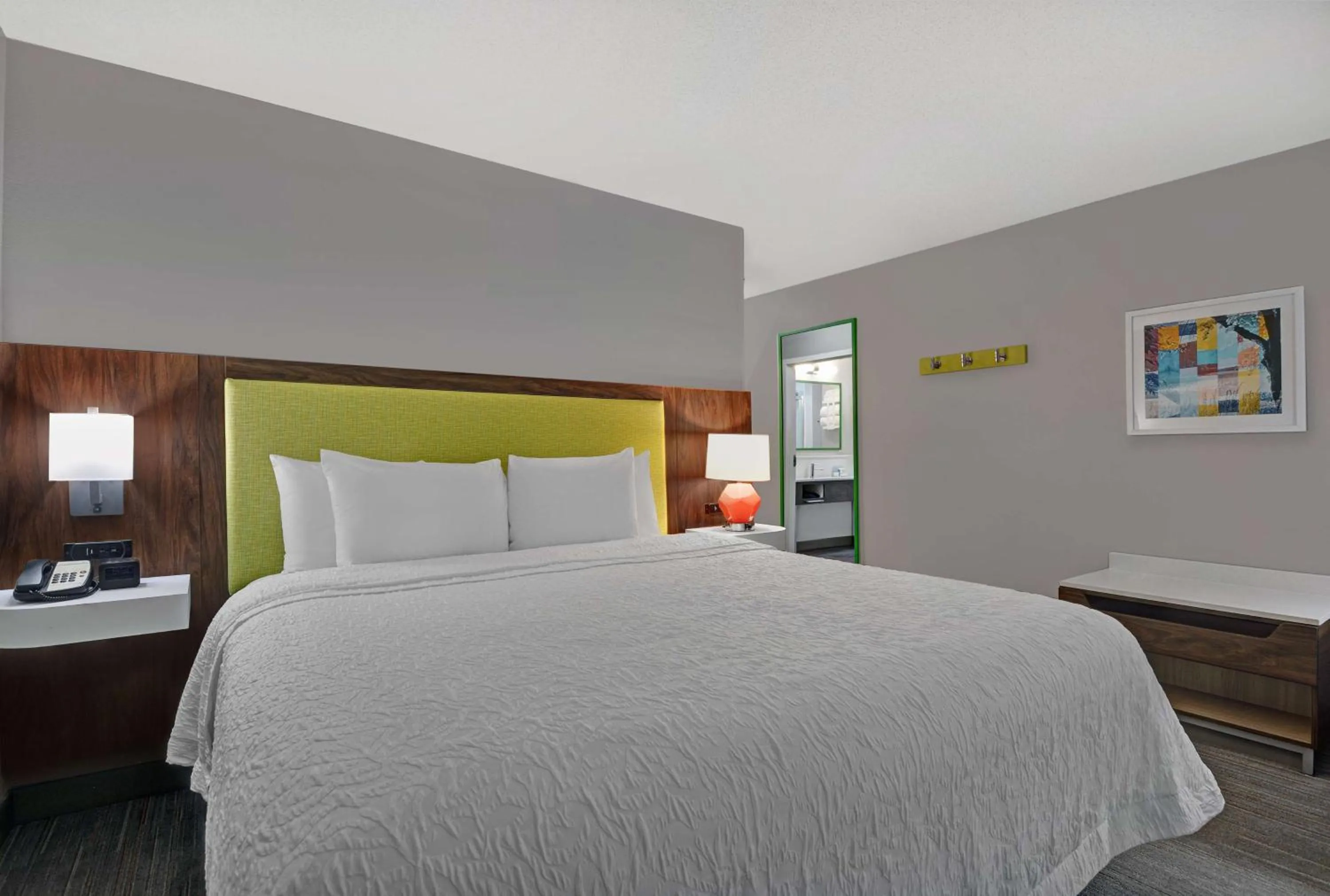 Bed in Hampton Inn Charlotte Monroe