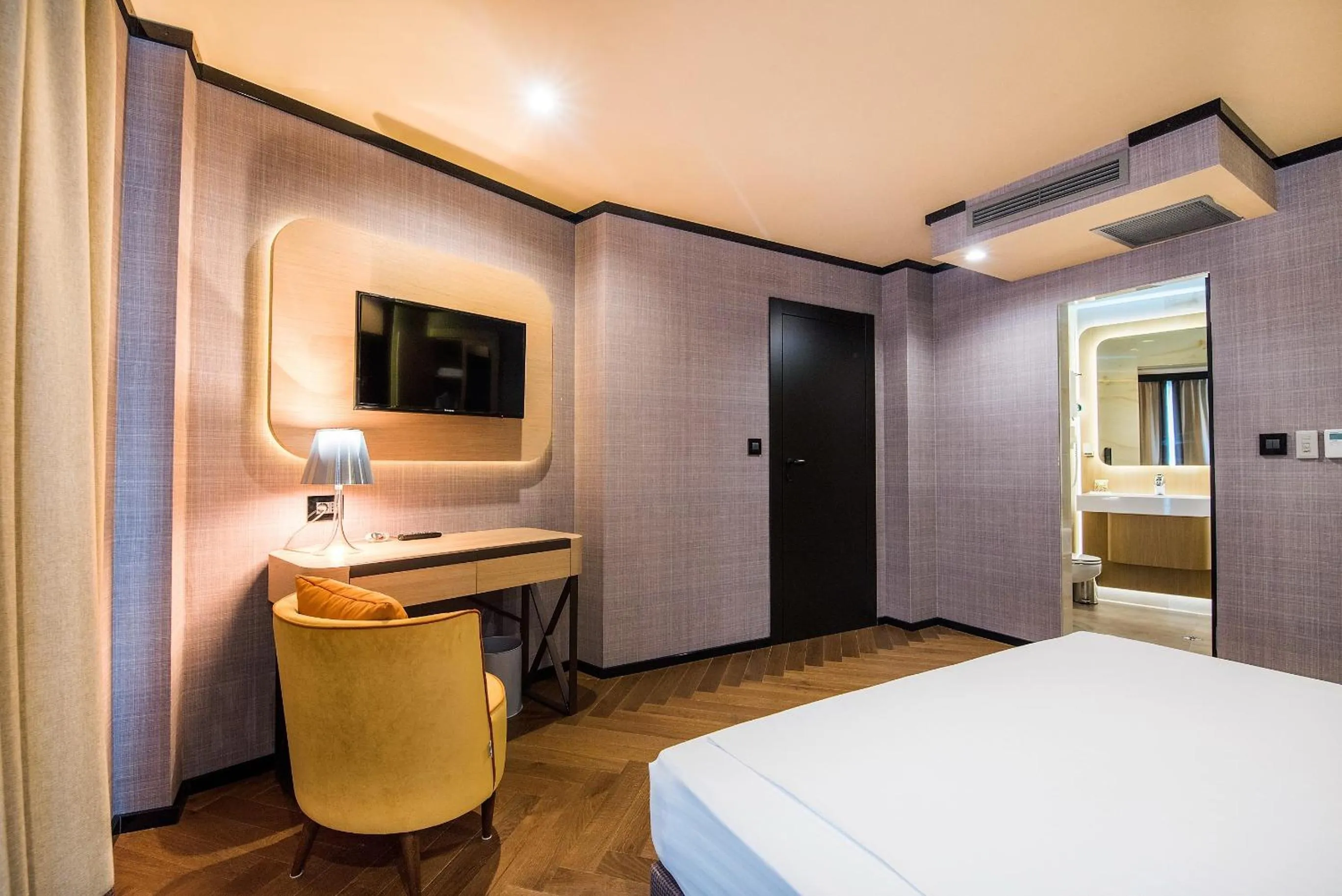 Bedroom, Bed in Eurostars Sofia City