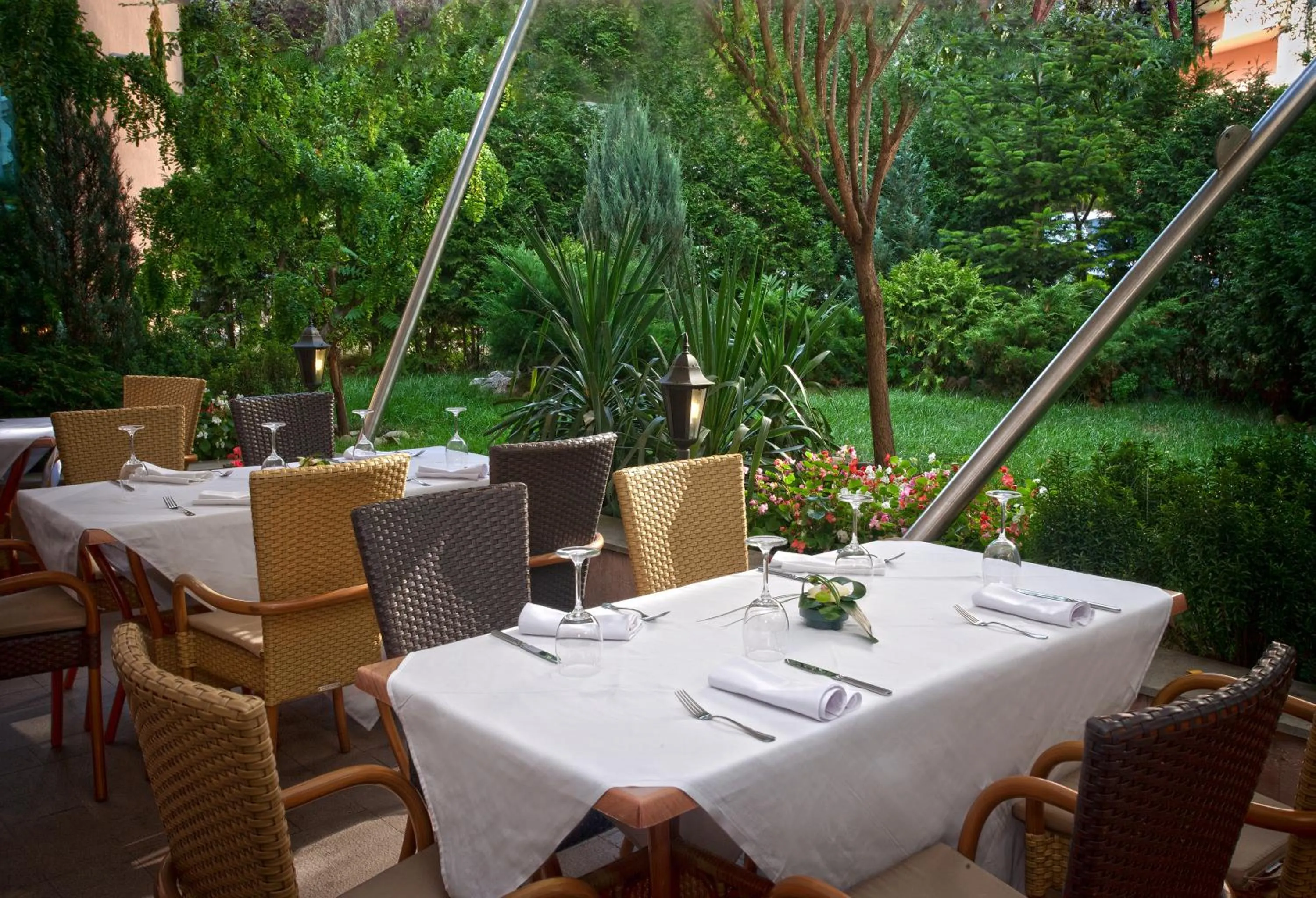 Restaurant/places to eat in Eurostars Sofia City