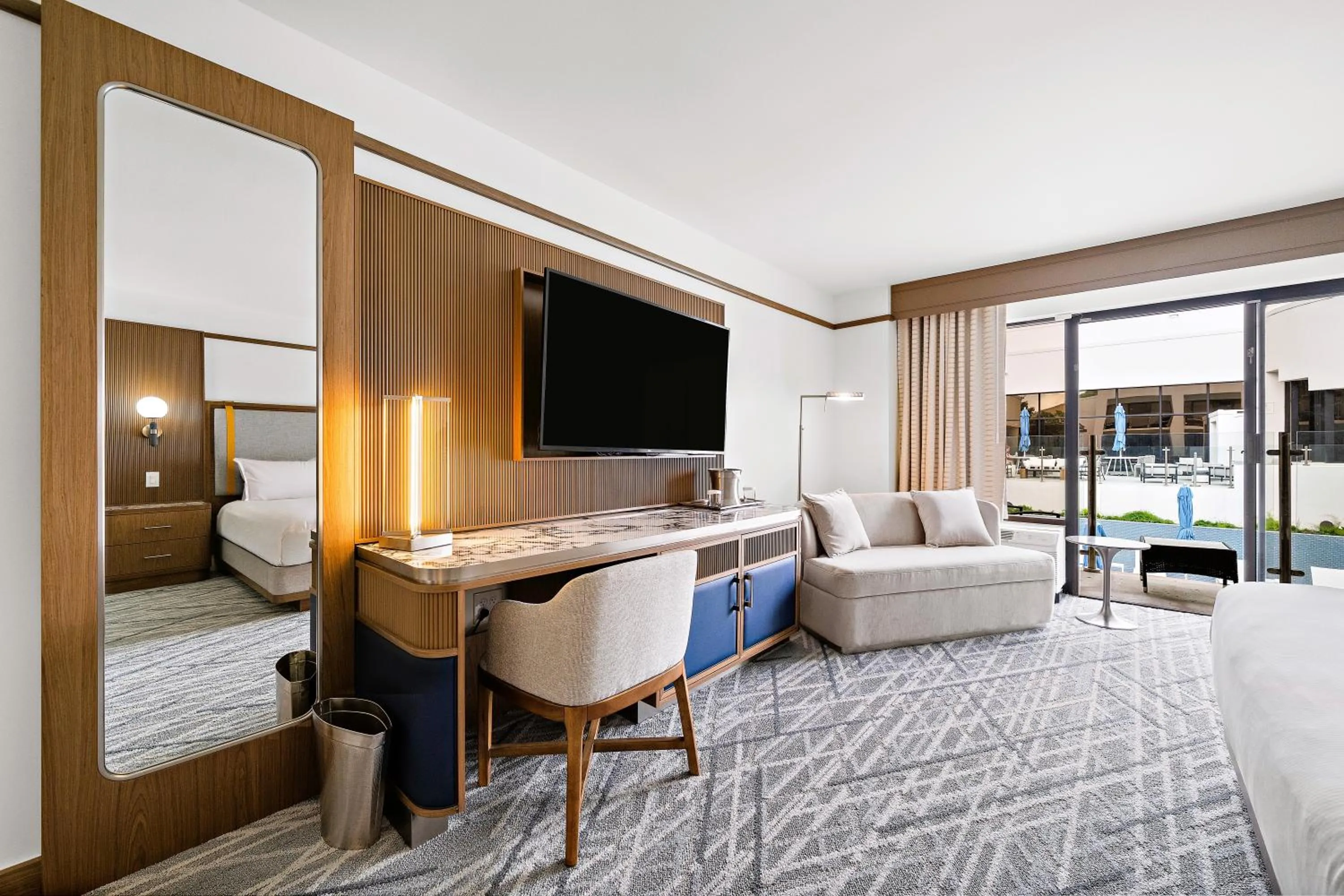 Bedroom, Bed in Hilton College Station & Conference Center