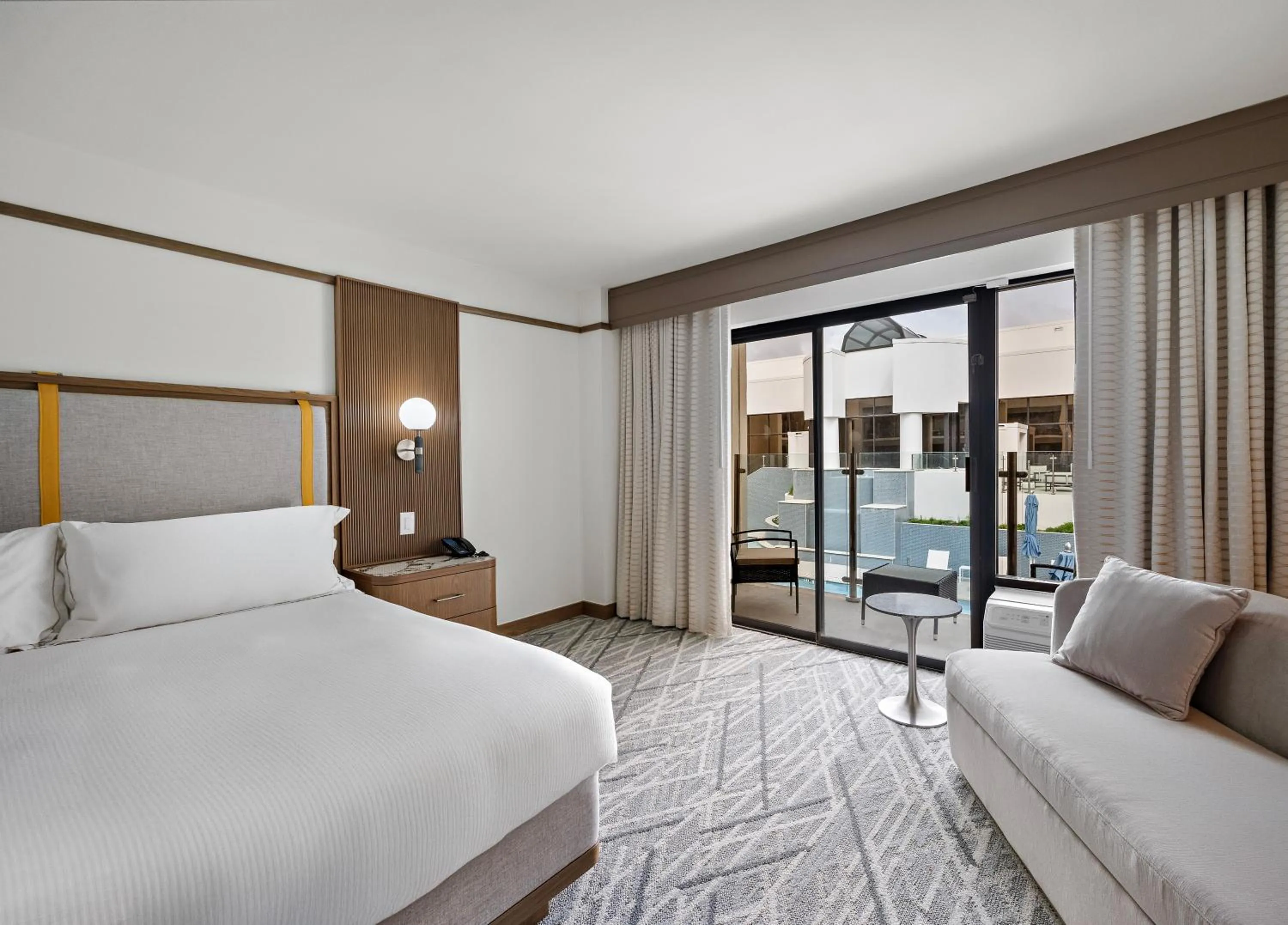 Bedroom, Bed in Hilton College Station & Conference Center